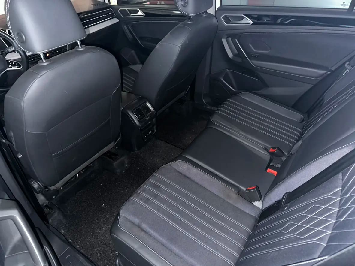 Volkswagen Tiguan L 2022 г. 87220 км. — фото 9