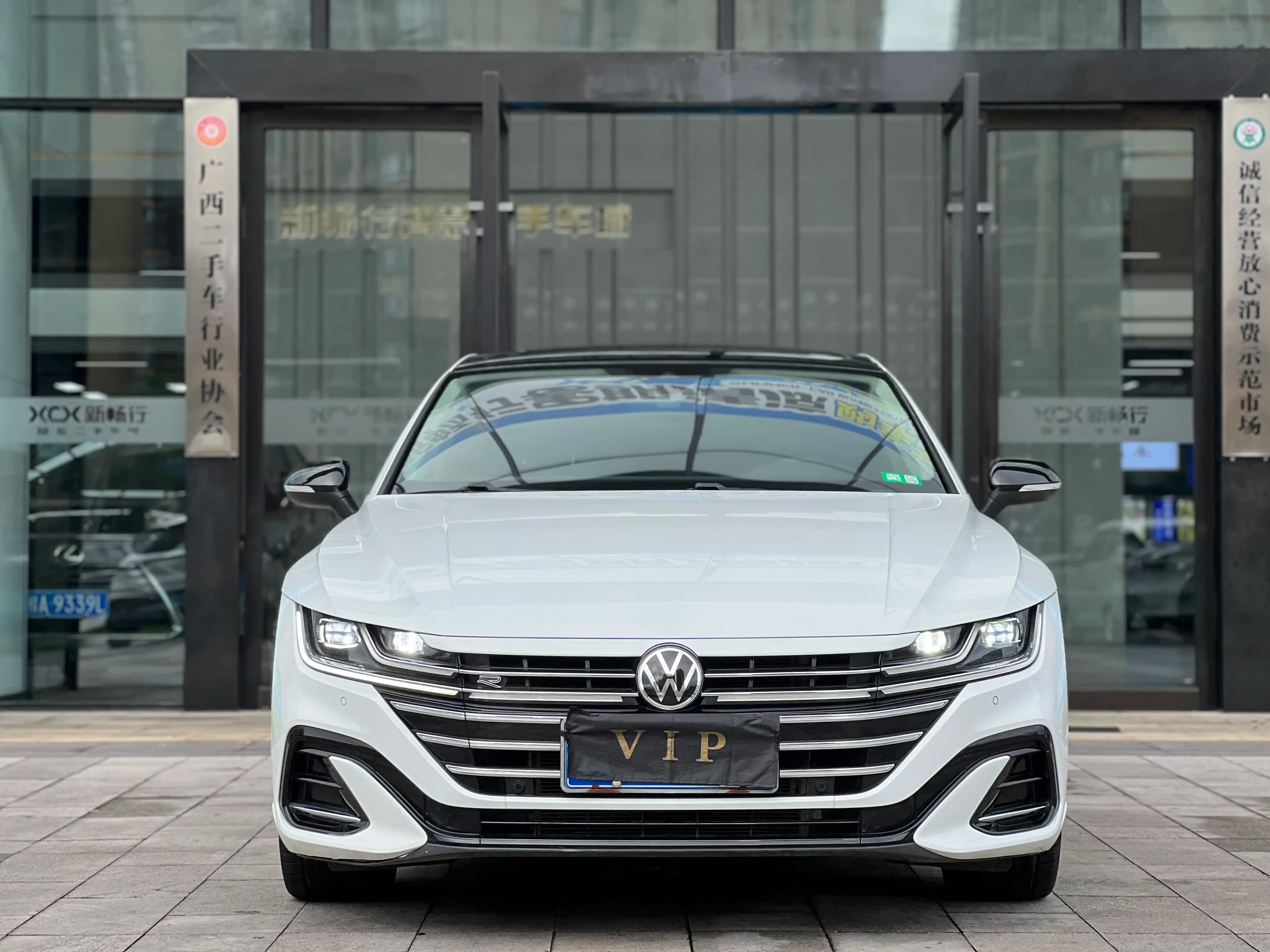 Volkswagen Arteon 2021 г. 70059 км. — фото 2
