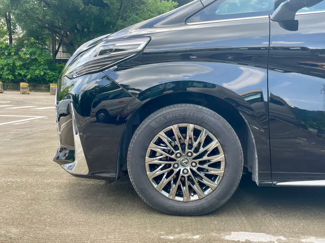 Lexus LM 2022 г. 90086 км. — фото 8