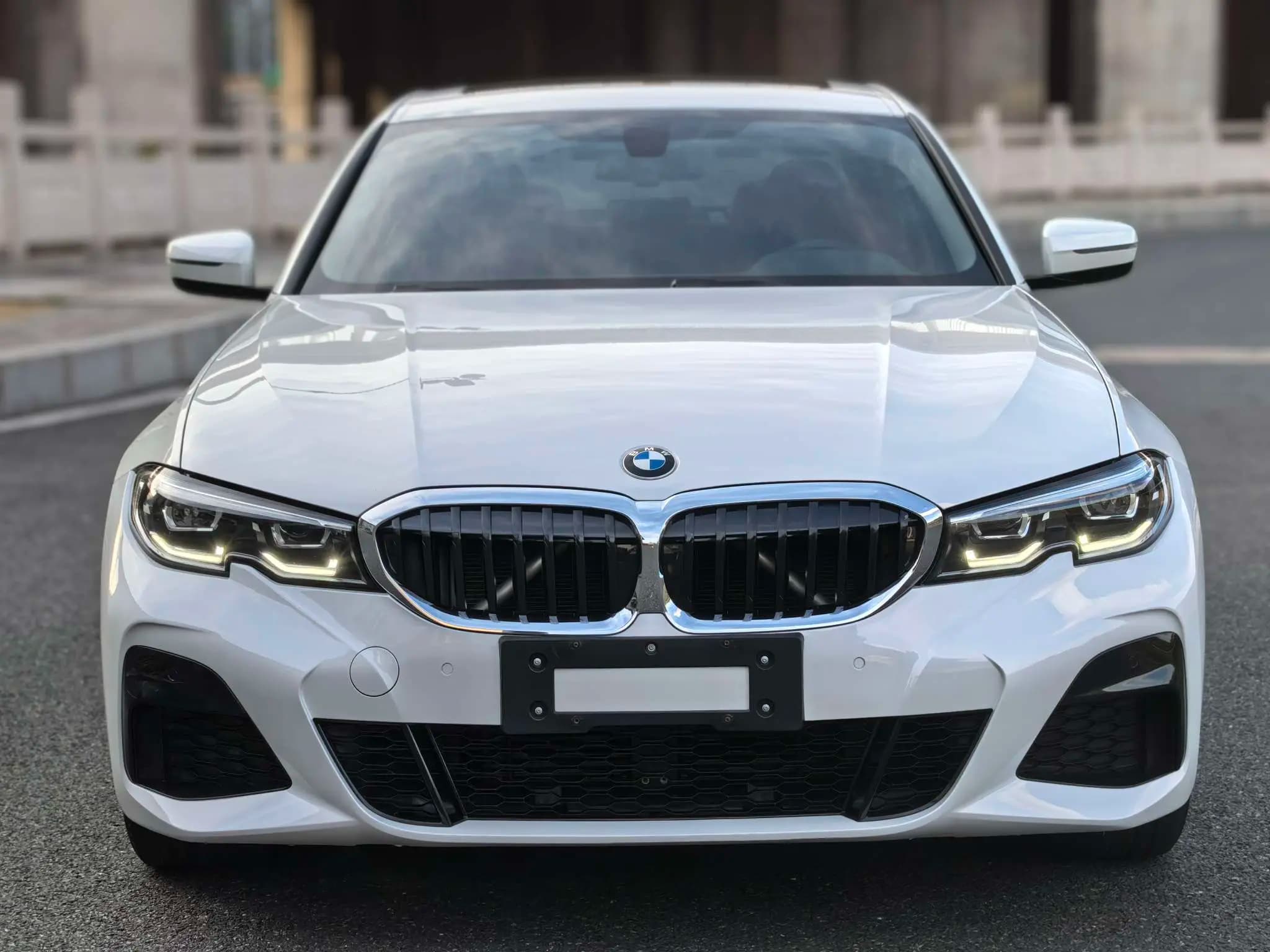 BMW 3 Series 2022 г. 57113 км. — фото 2