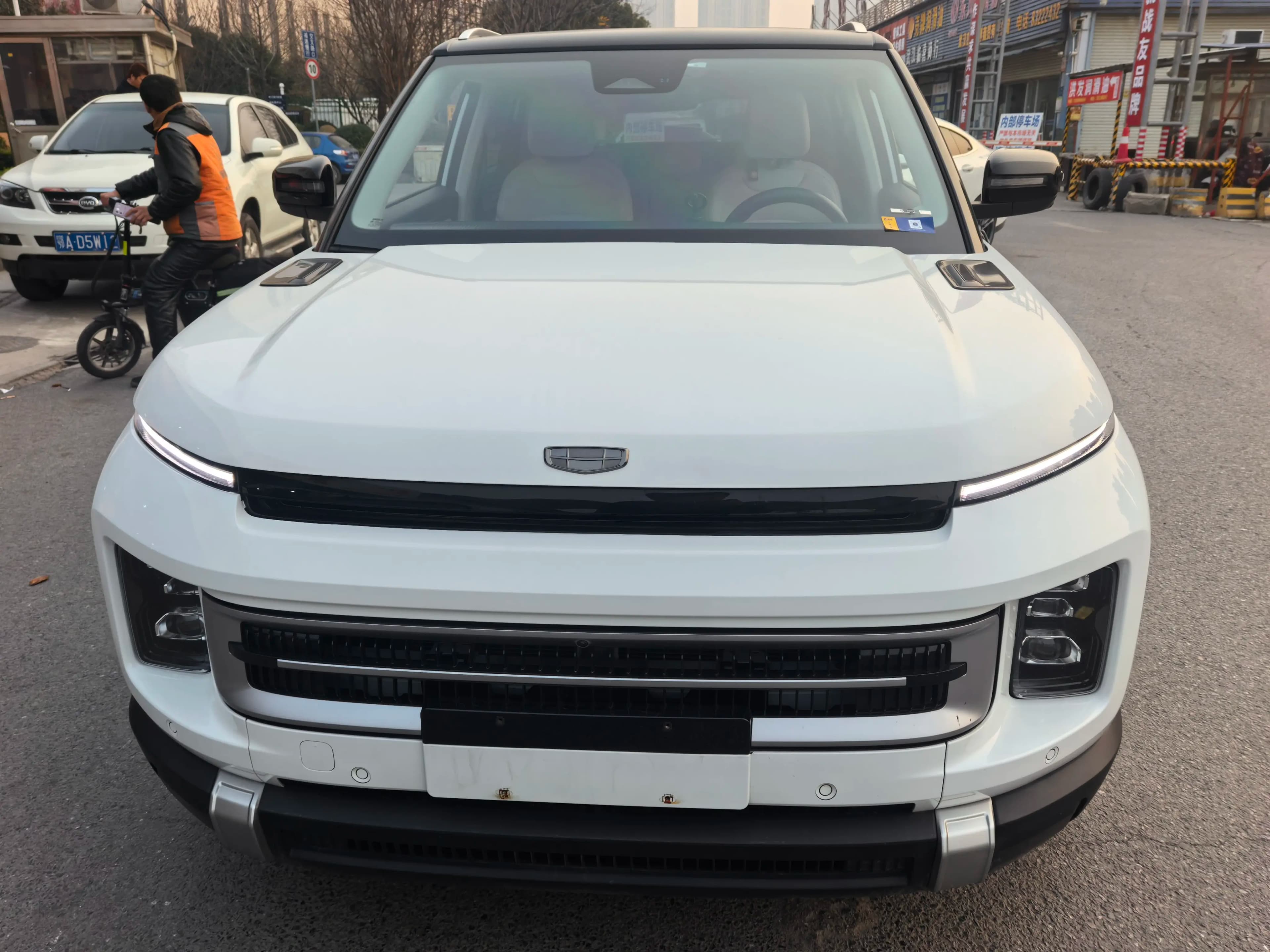 Geely ICON 2023 г. 21040 км. — фото 2