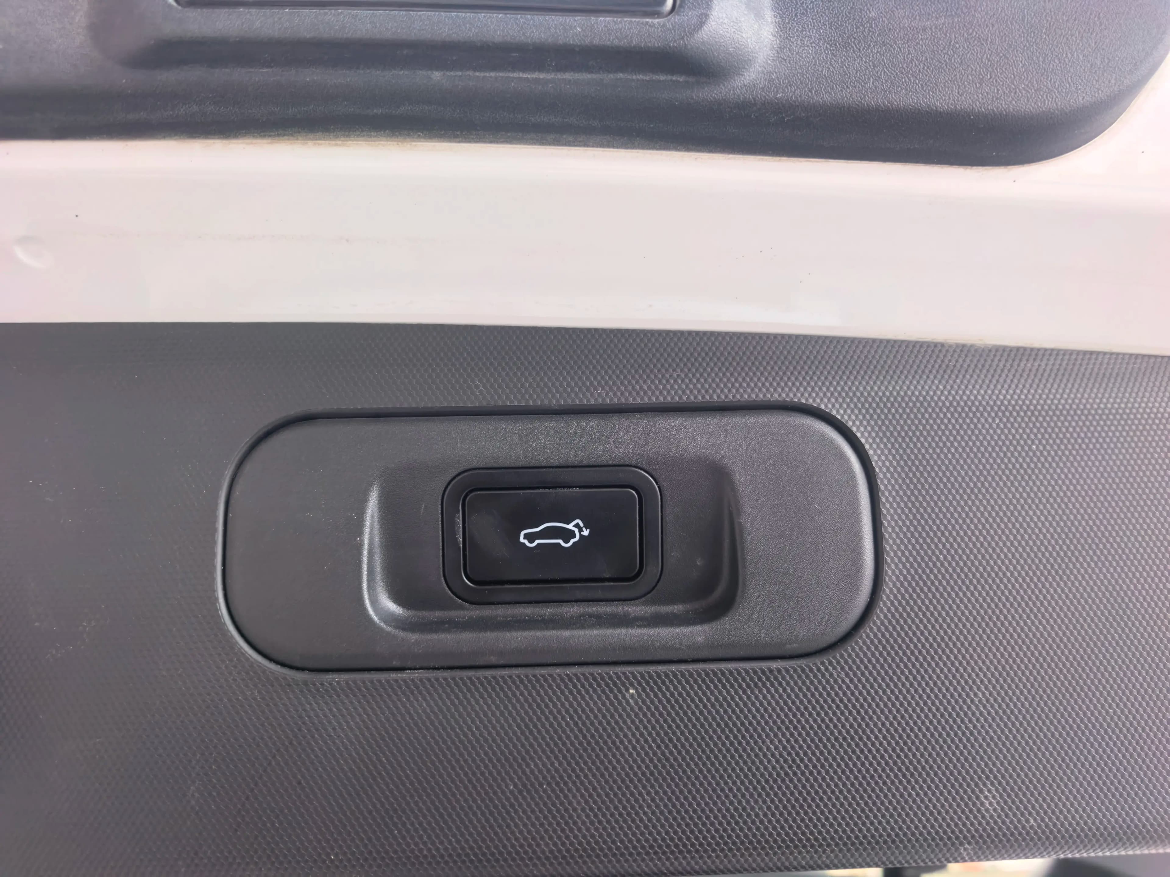 Geely ICON 2022 г. 76039 км. — фото 2