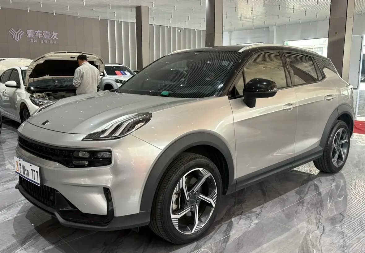 Lynk & Co 06 2023 г. 41058 км.