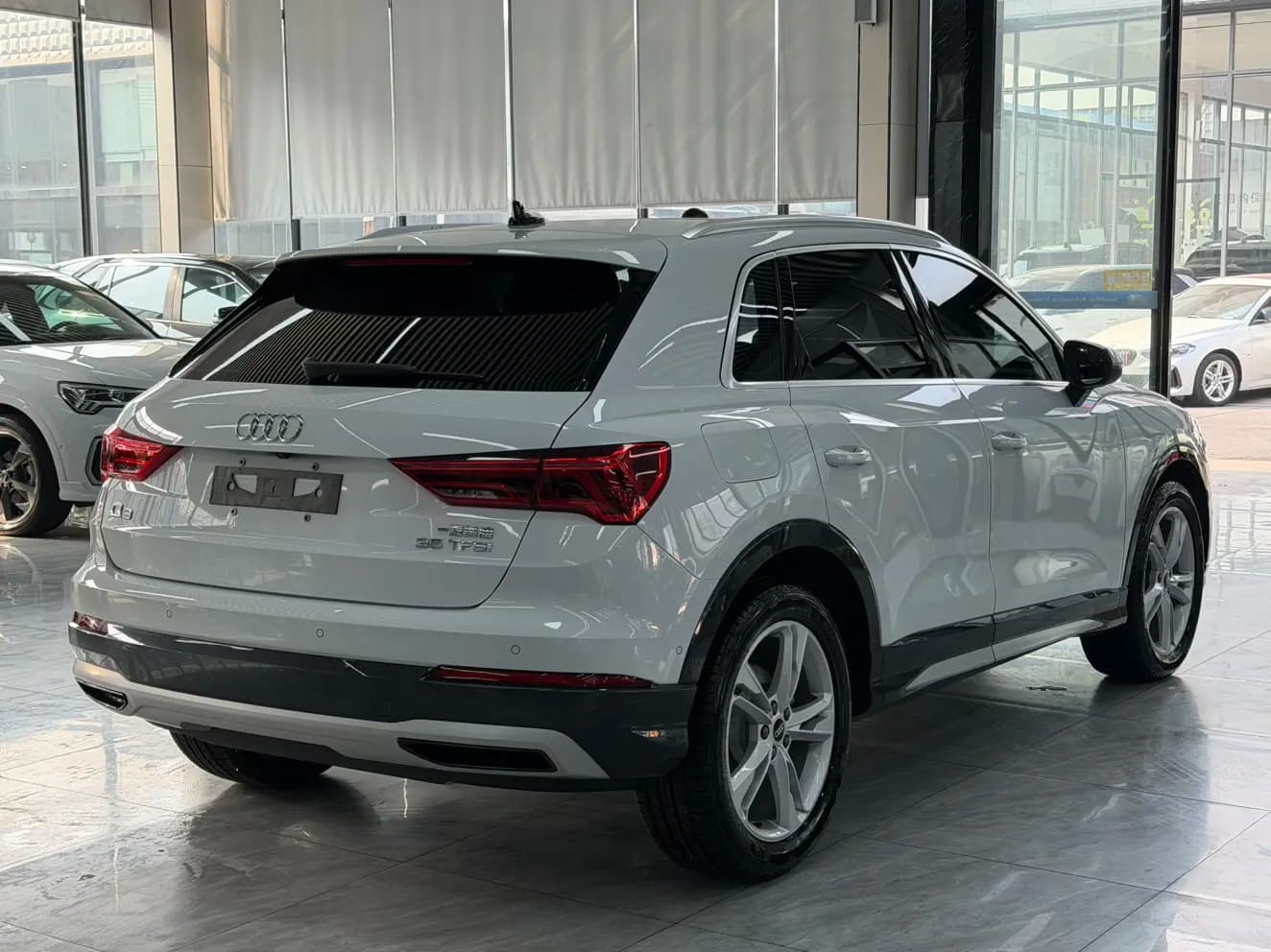 Audi Q3 2021 г. 60104 км. — фото 6