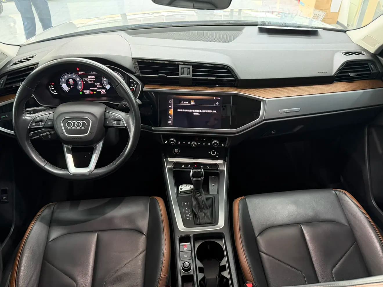 Audi Q3 2021 г. 60104 км. — фото 8