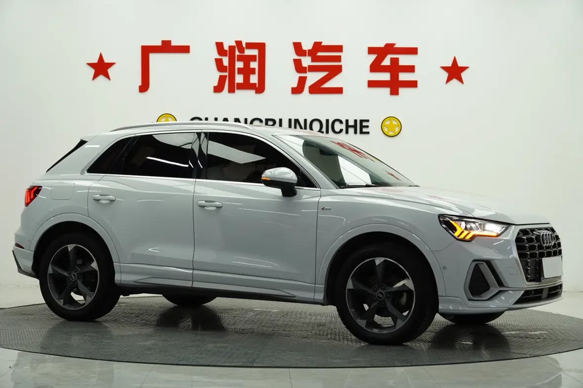 Audi Q3 2021 г. 59103 км. — фото 3