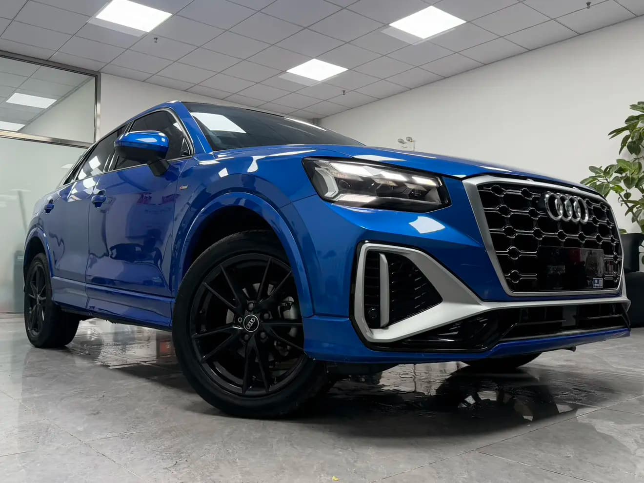 Audi Q2L 2022 г. 21023 км. — фото 10