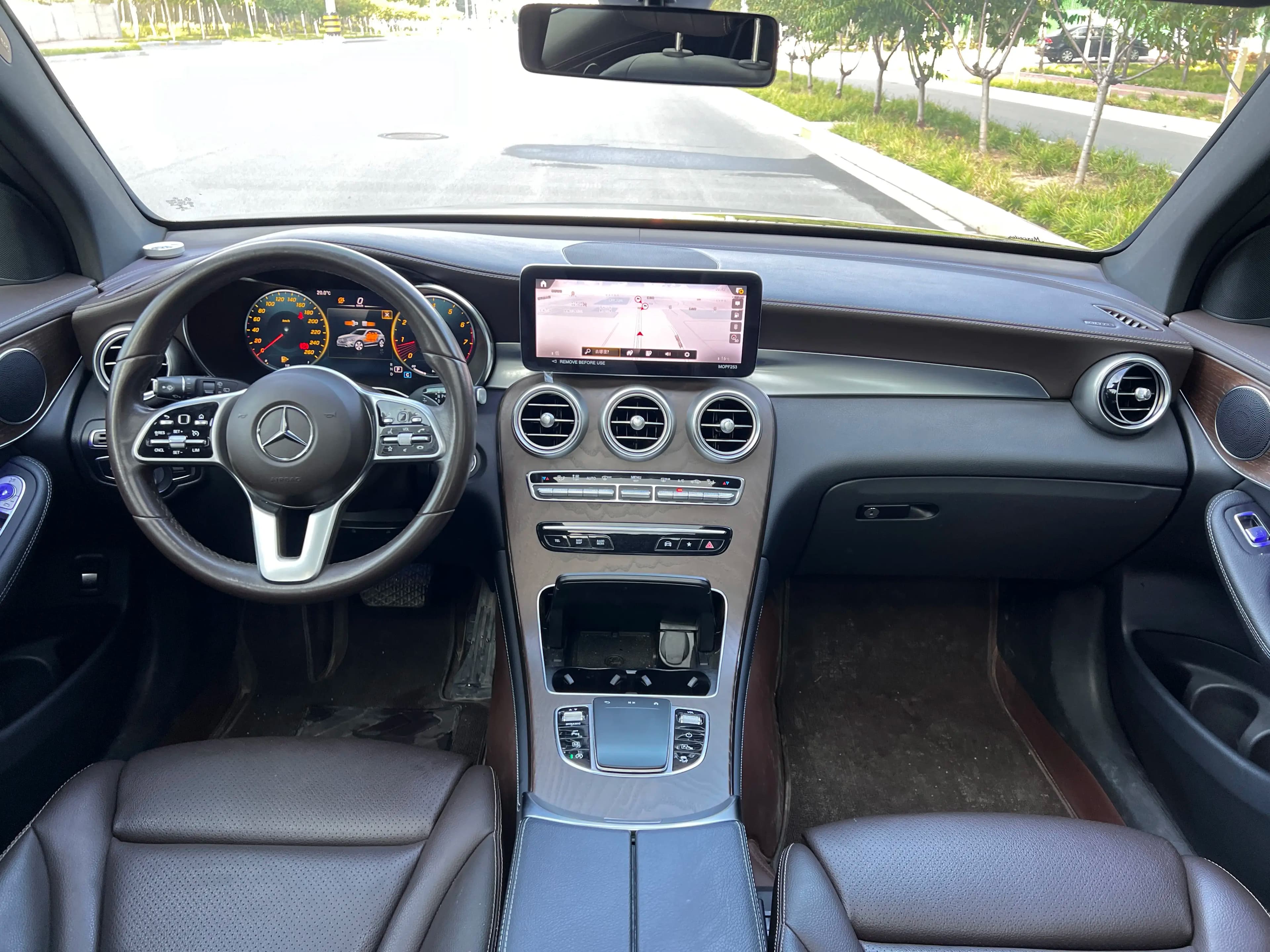 Mercedes-Benz GLC 2022 г. 50032 км. — фото 11