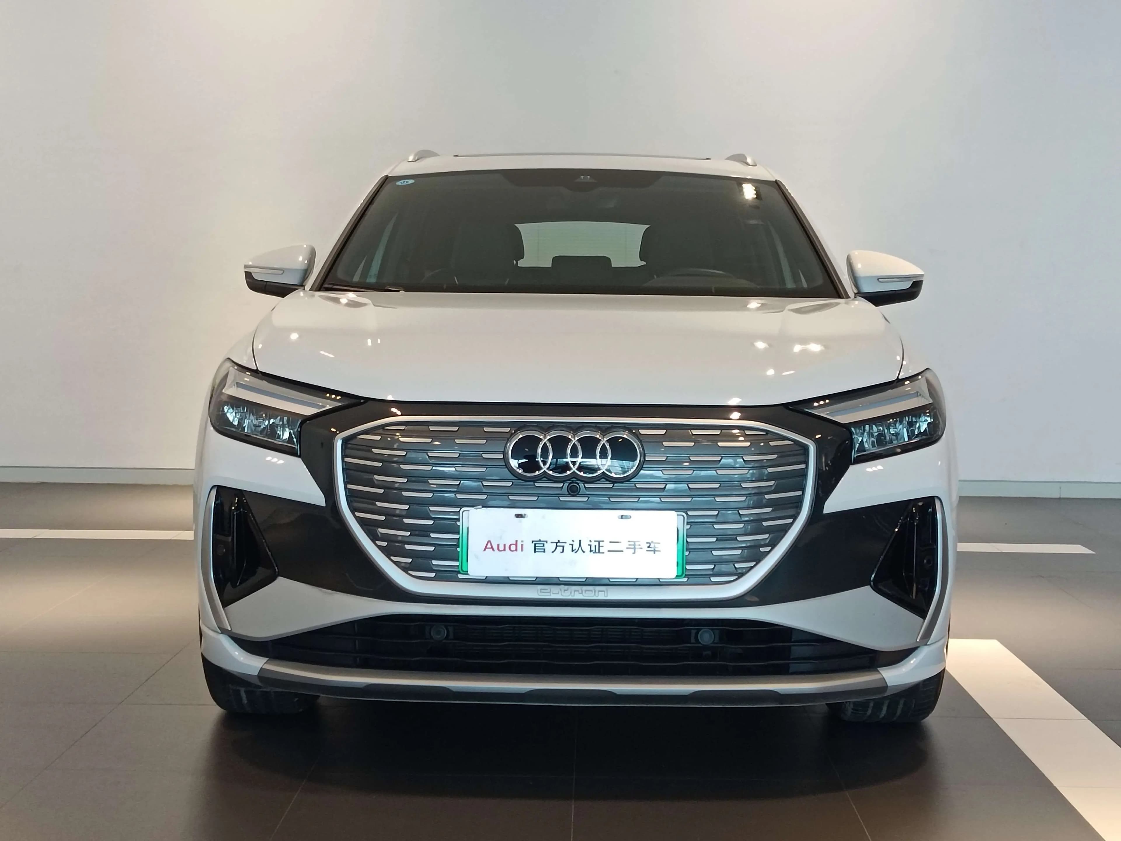 Audi Q4 e-tron 2024 г. 18982 км. — фото 2