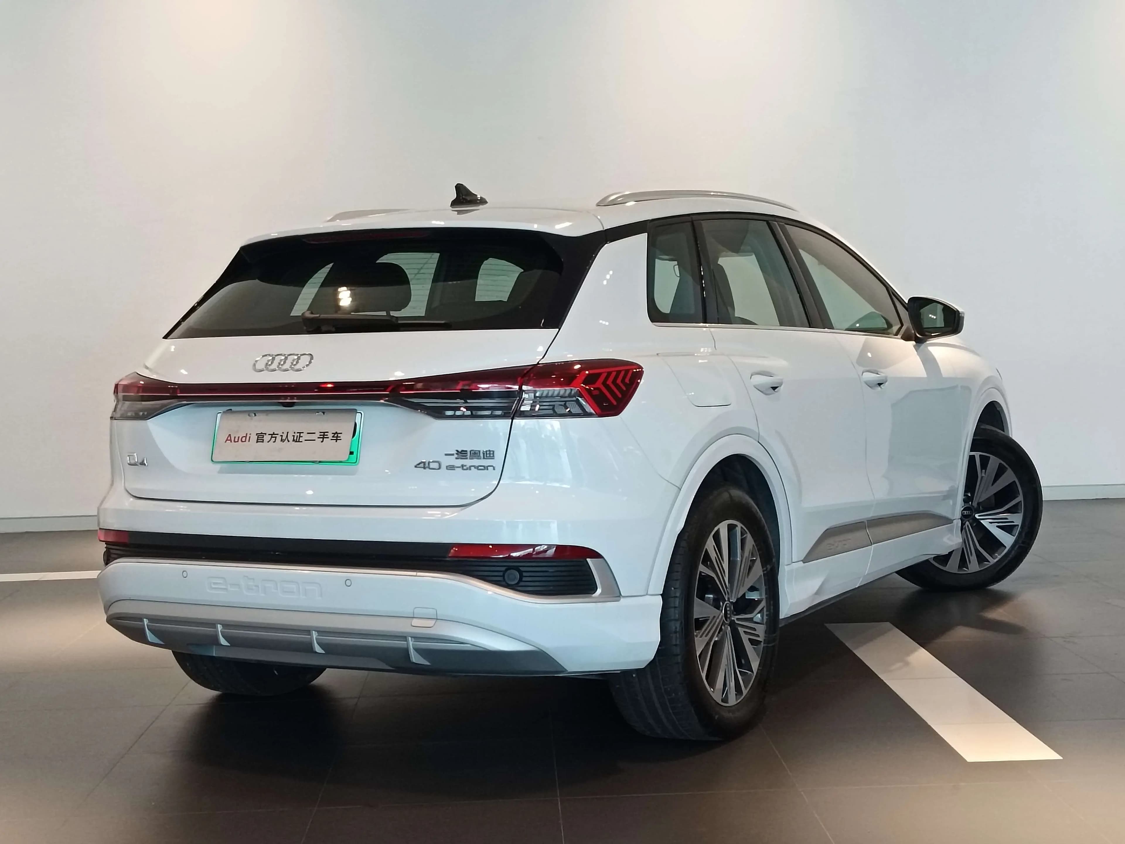 Audi Q4 e-tron 2024 г. 18982 км. — фото 4