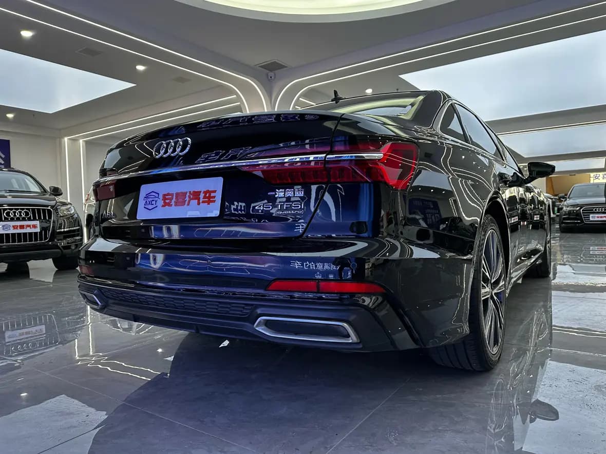 Audi A6L 2021 г. 96027 км. — фото 13
