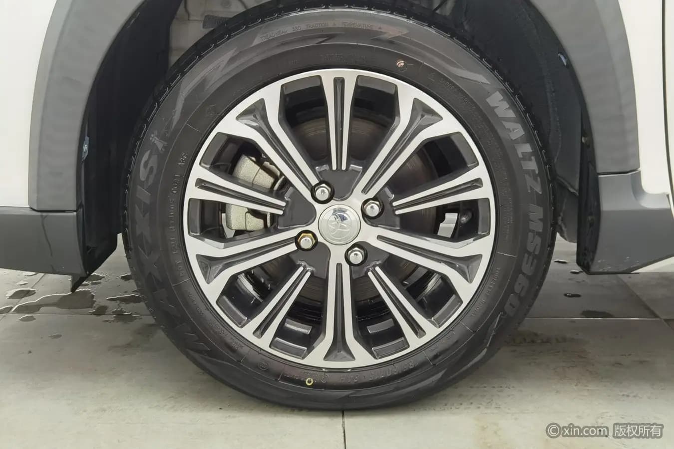 Toyota Yaris L 2021 г. 28104 км. — фото 6