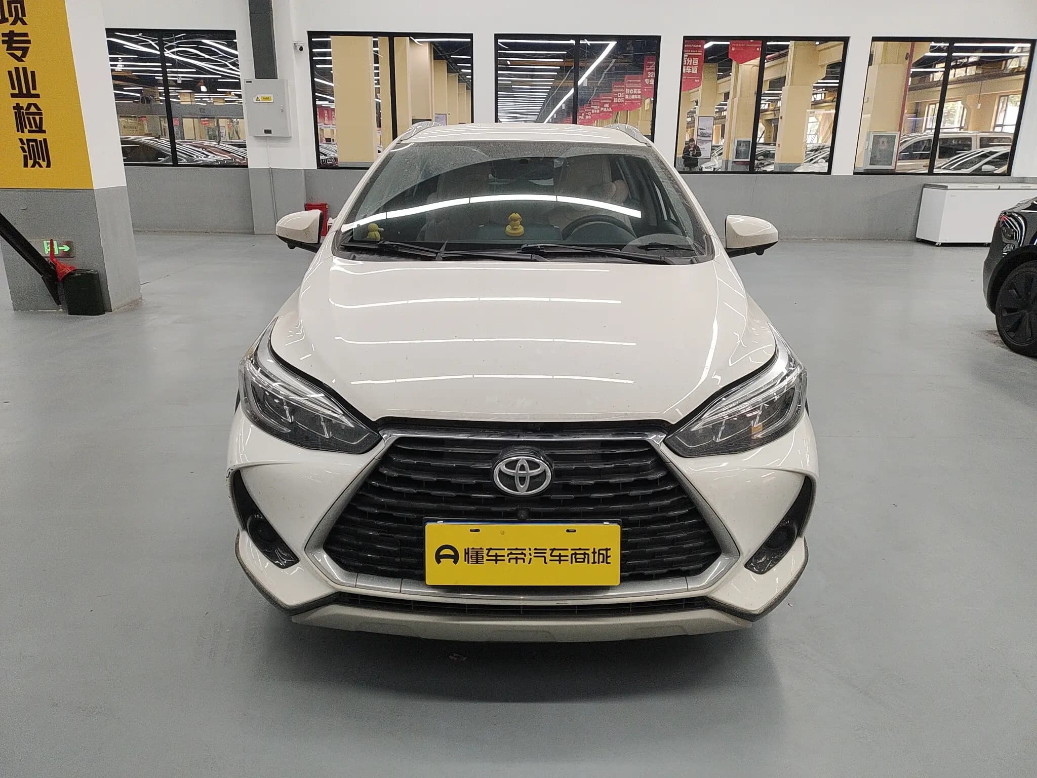 Toyota Yaris L 2022 г. 42805 км. — фото 2