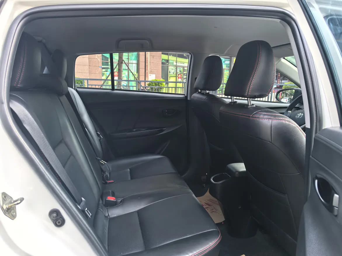 Toyota Yaris L 2022 г. 27006 км. — фото 13