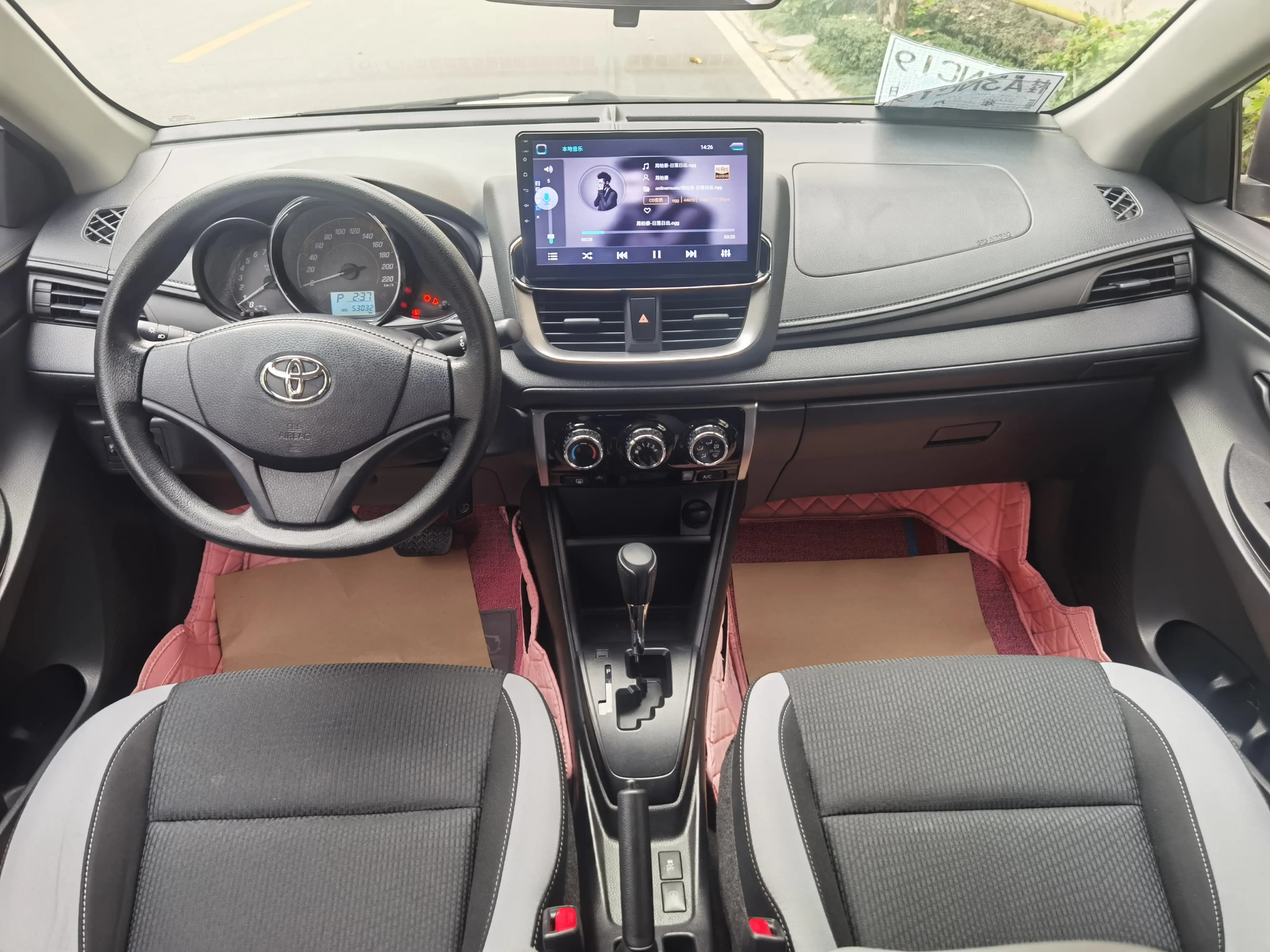 Toyota Yaris L 2021 г. 53007 км. — фото 4