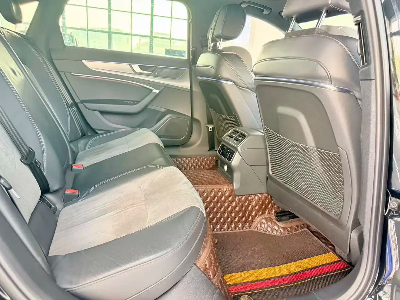 Audi A6L 2022 г. 67015 км. — фото 16