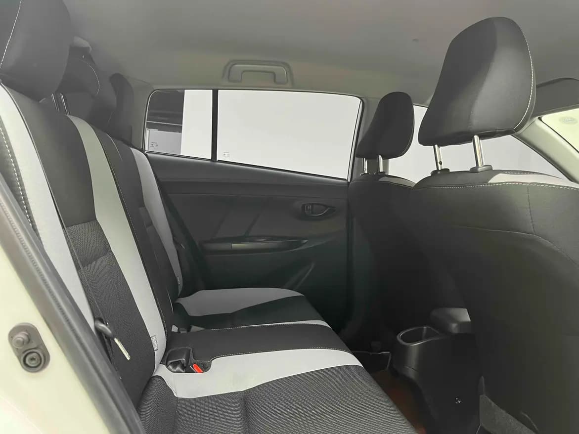 Toyota Yaris L 2022 г. 28134 км. — фото 11