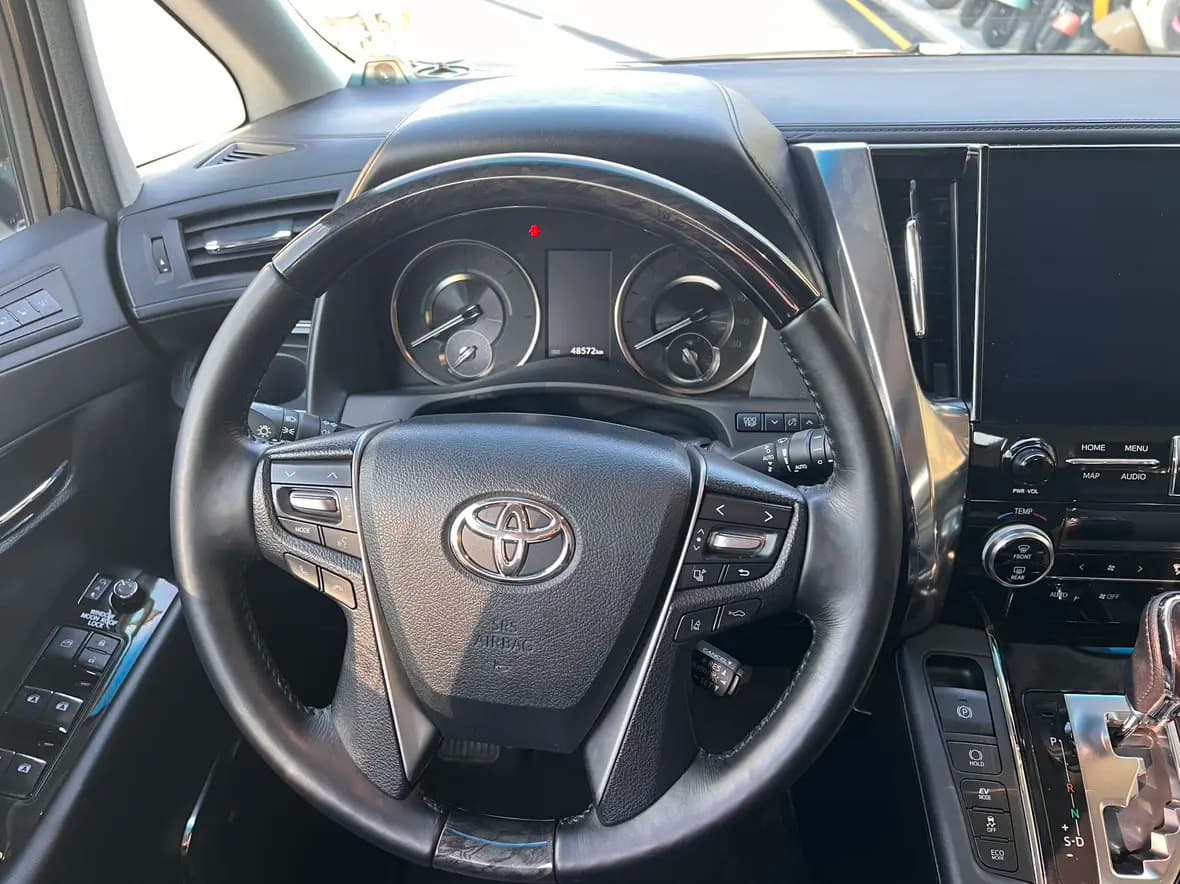 Toyota Crown Wellfire 2021 г. 48038 км. — фото 9