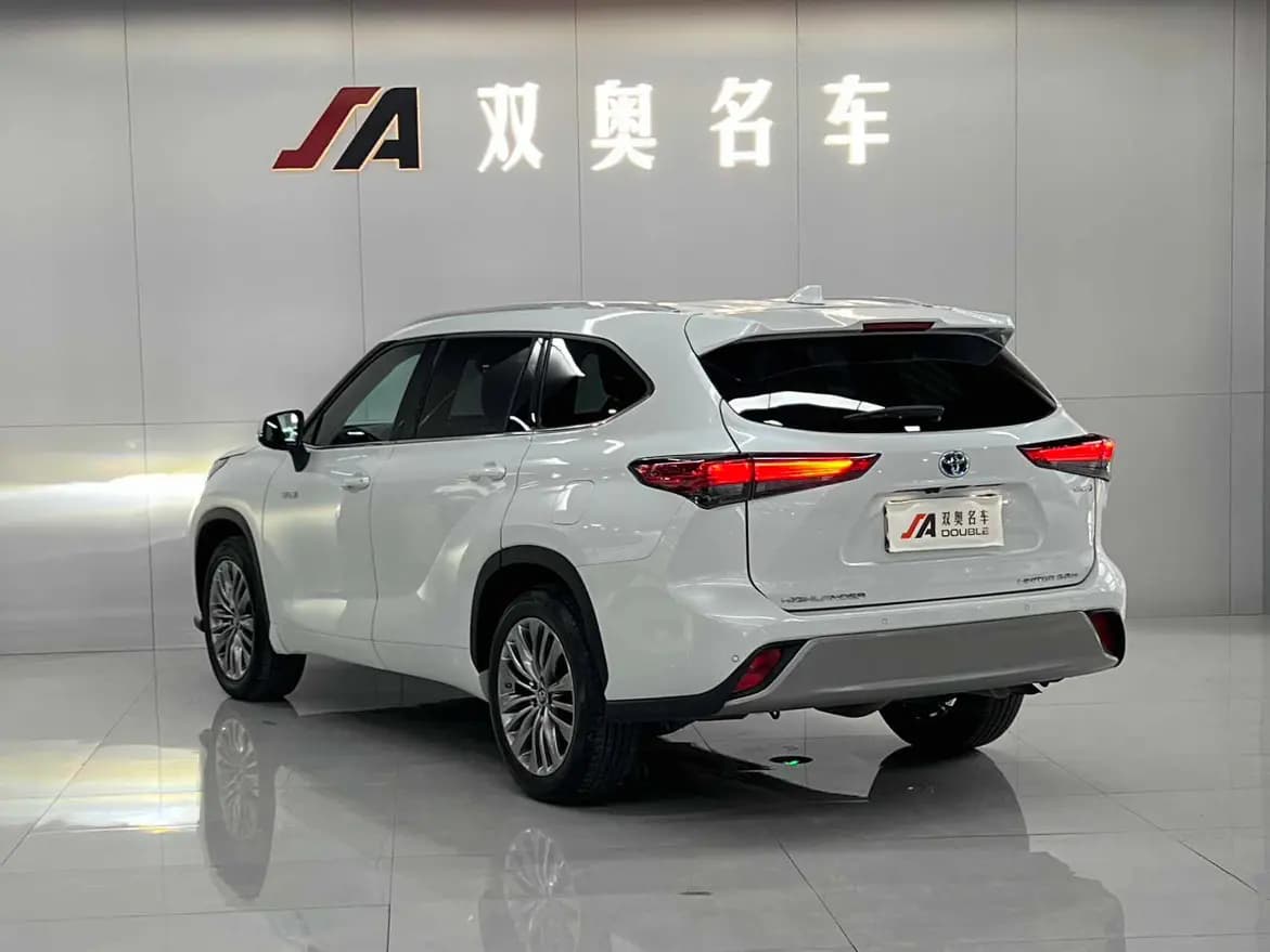 Toyota Highlander 2022 г. 85091 км. — фото 5
