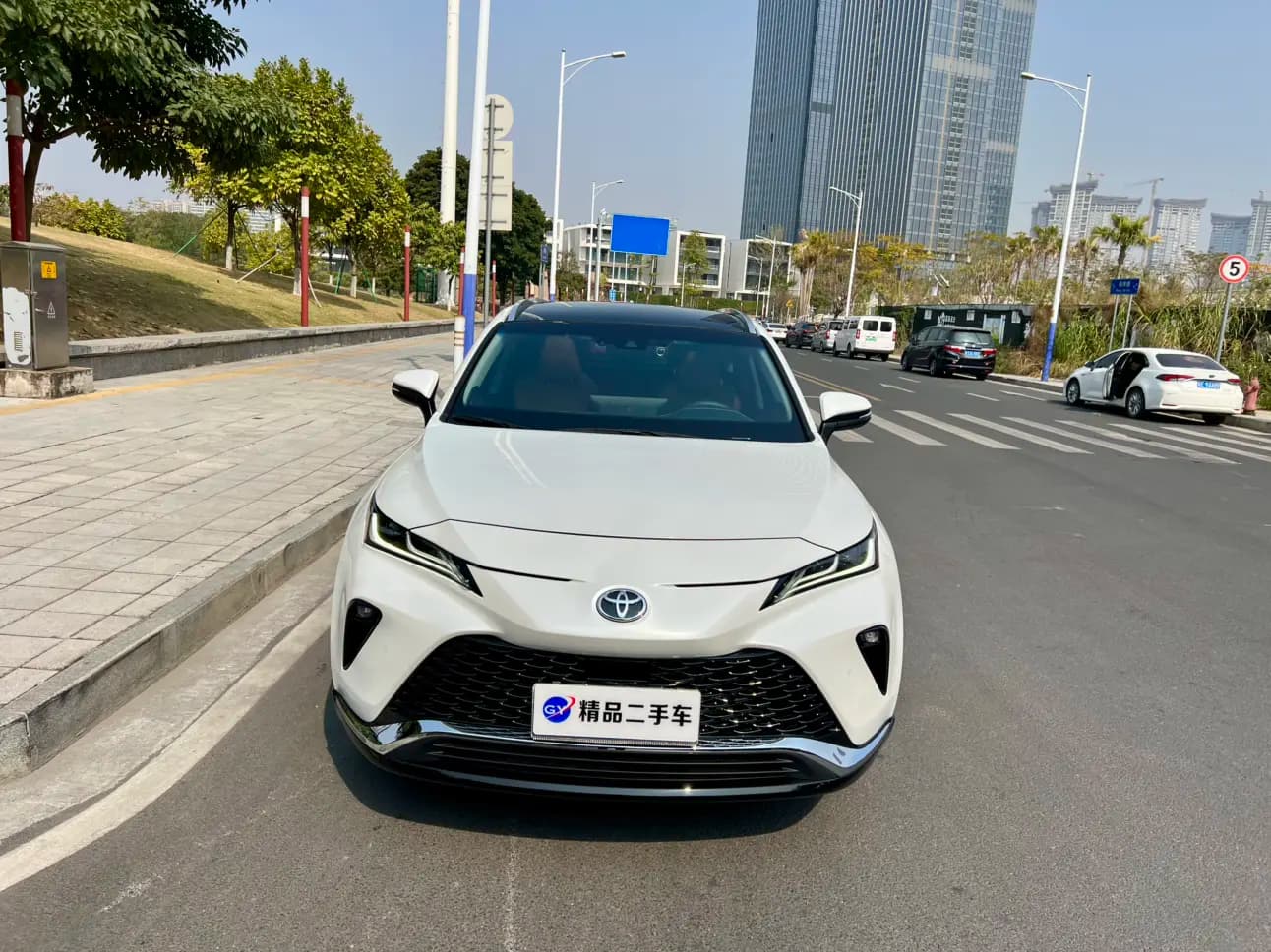 Toyota Venza 2022 г. 50062 км. — фото 2
