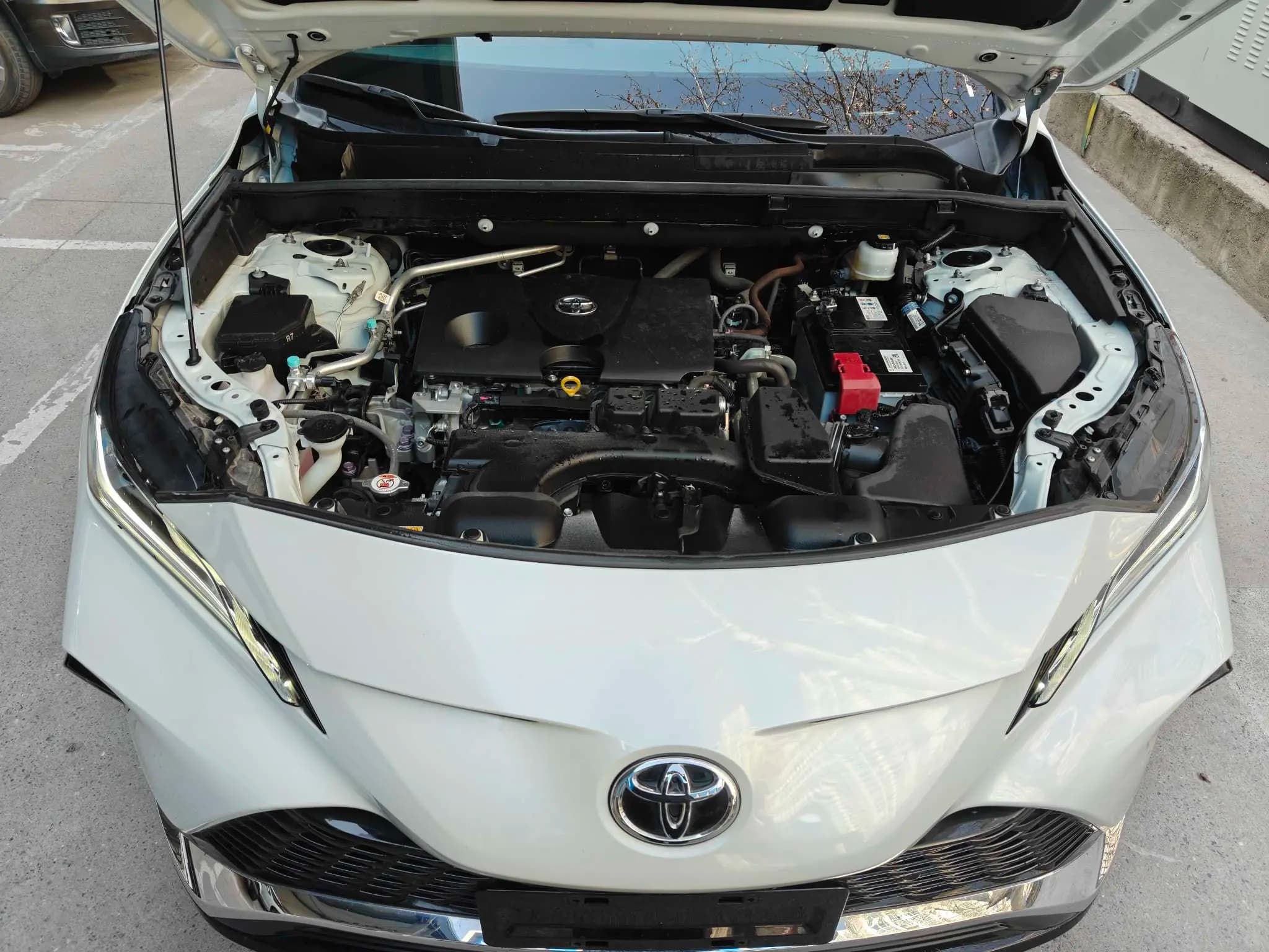 Toyota Venza 2024 г. 18063 км. — фото 9