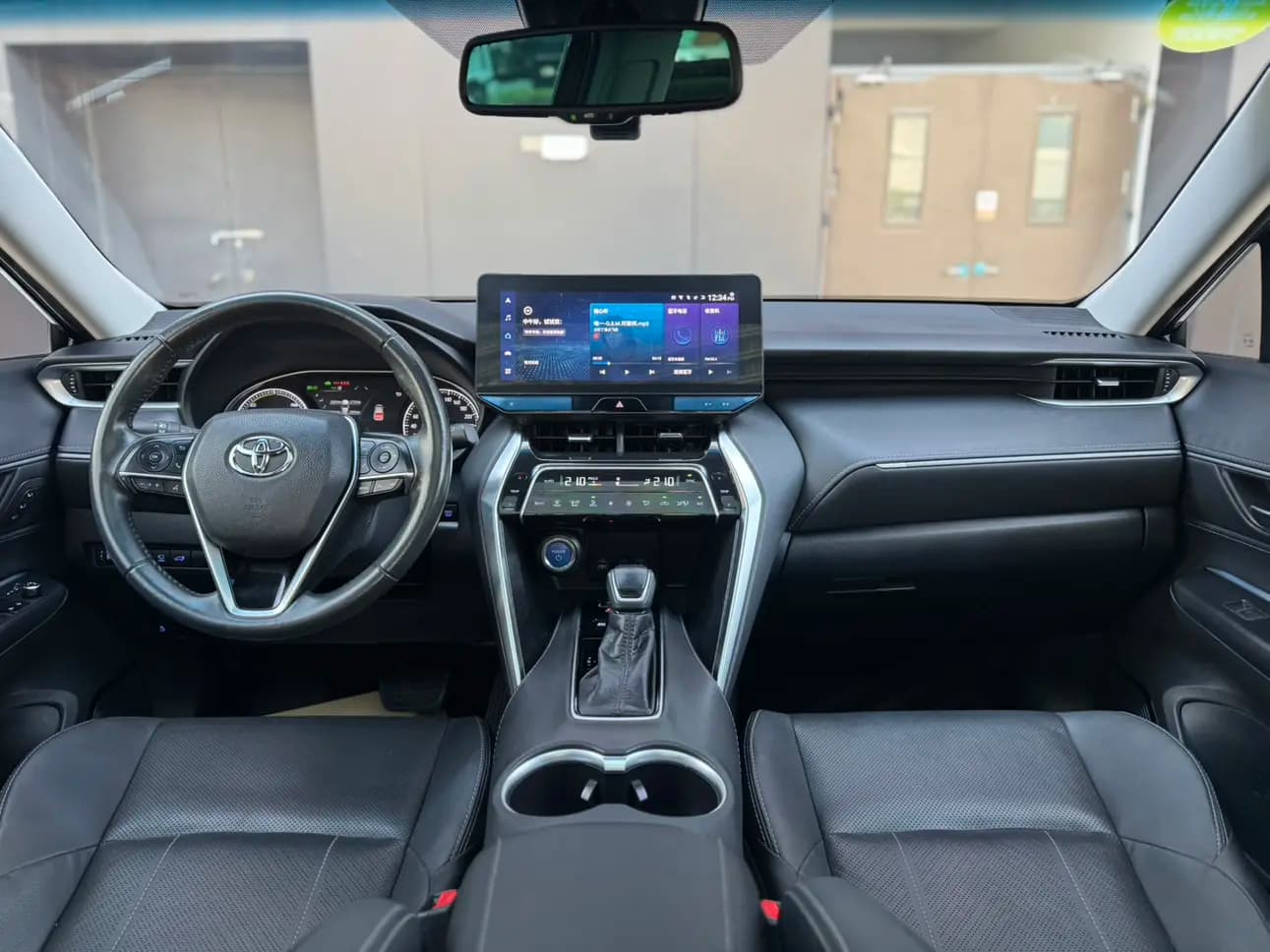 Toyota Harrier 2022 г. 52011 км. — фото 18
