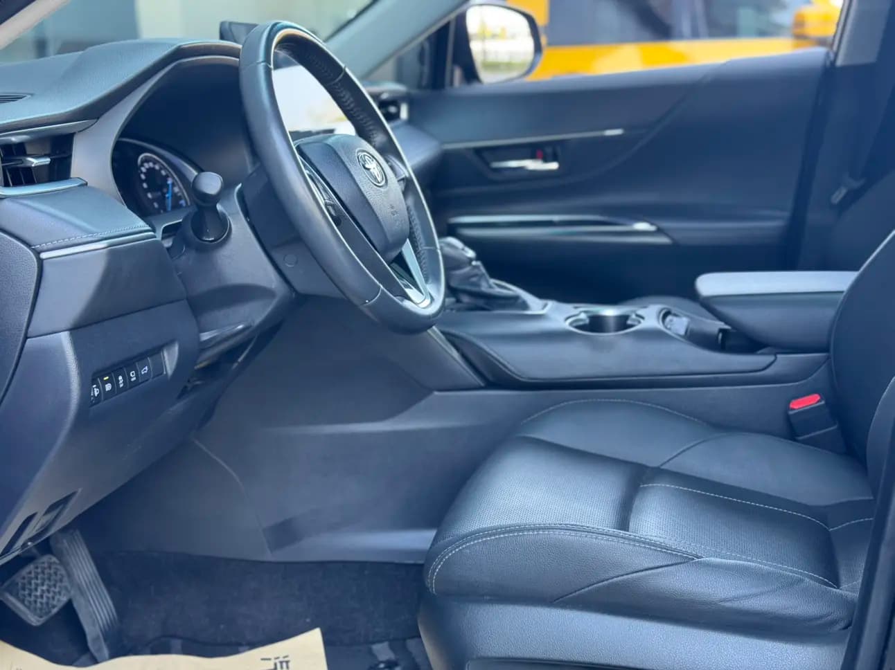 Toyota Harrier 2022 г. 52011 км. — фото 24