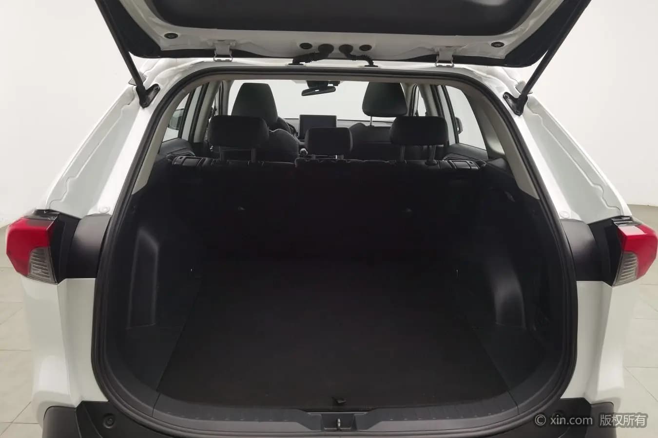 Toyota RAV4 2021 г. 112650 км. — фото 21