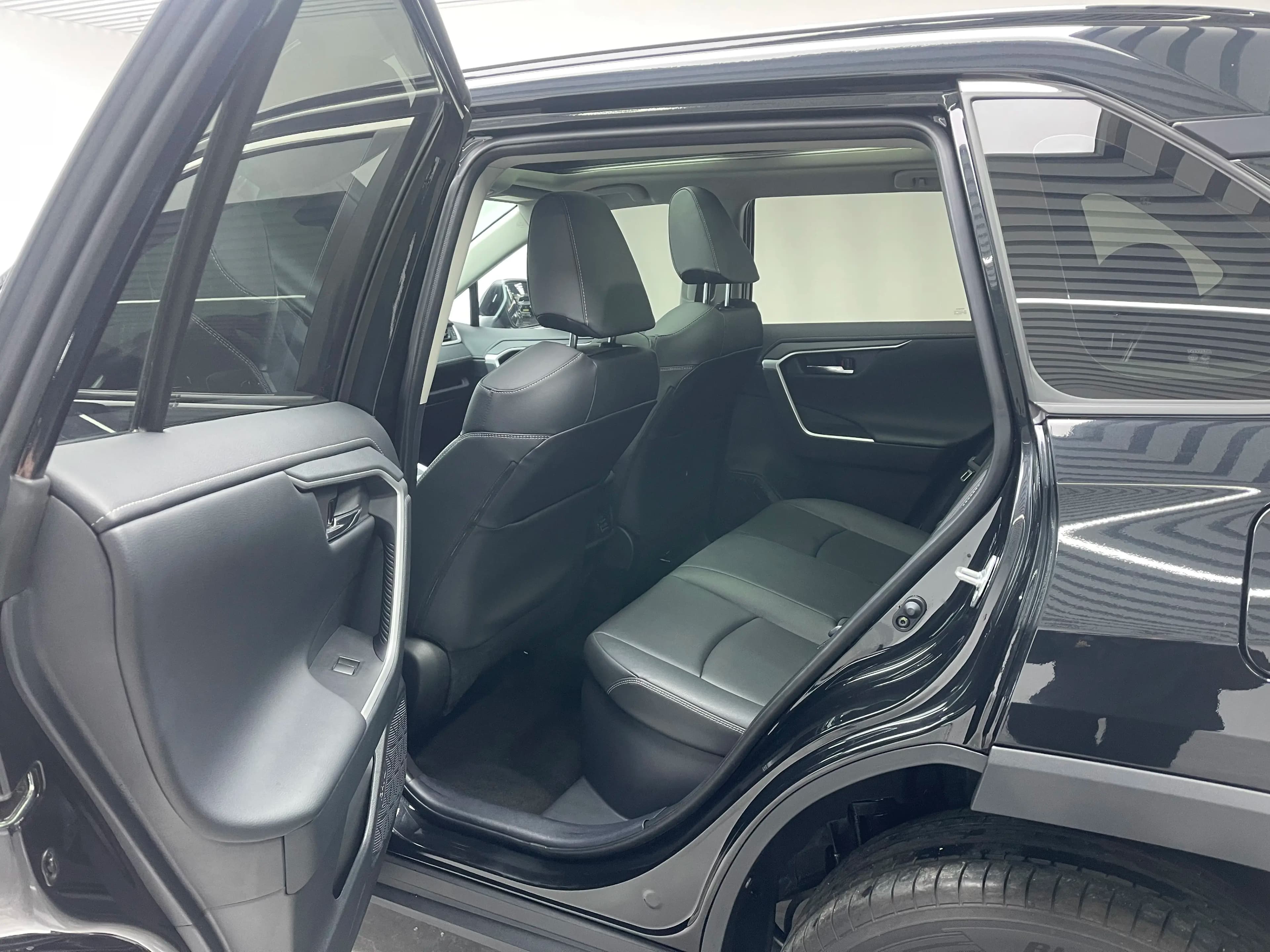 Toyota RAV4 2024 г. 3851 км. — фото 10