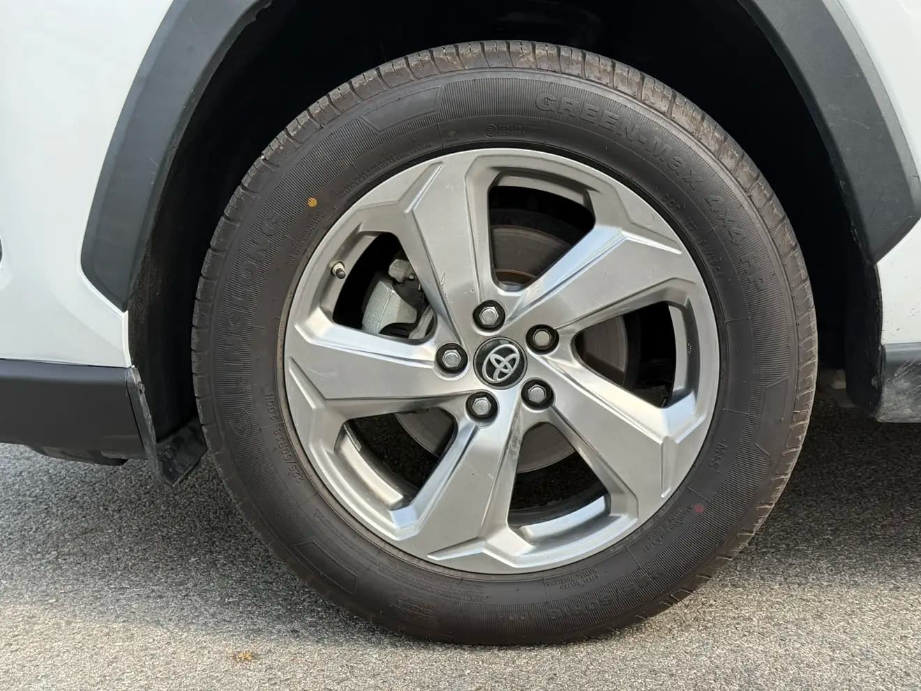 Toyota RAV4 2021 г. 50053 км. — фото 7