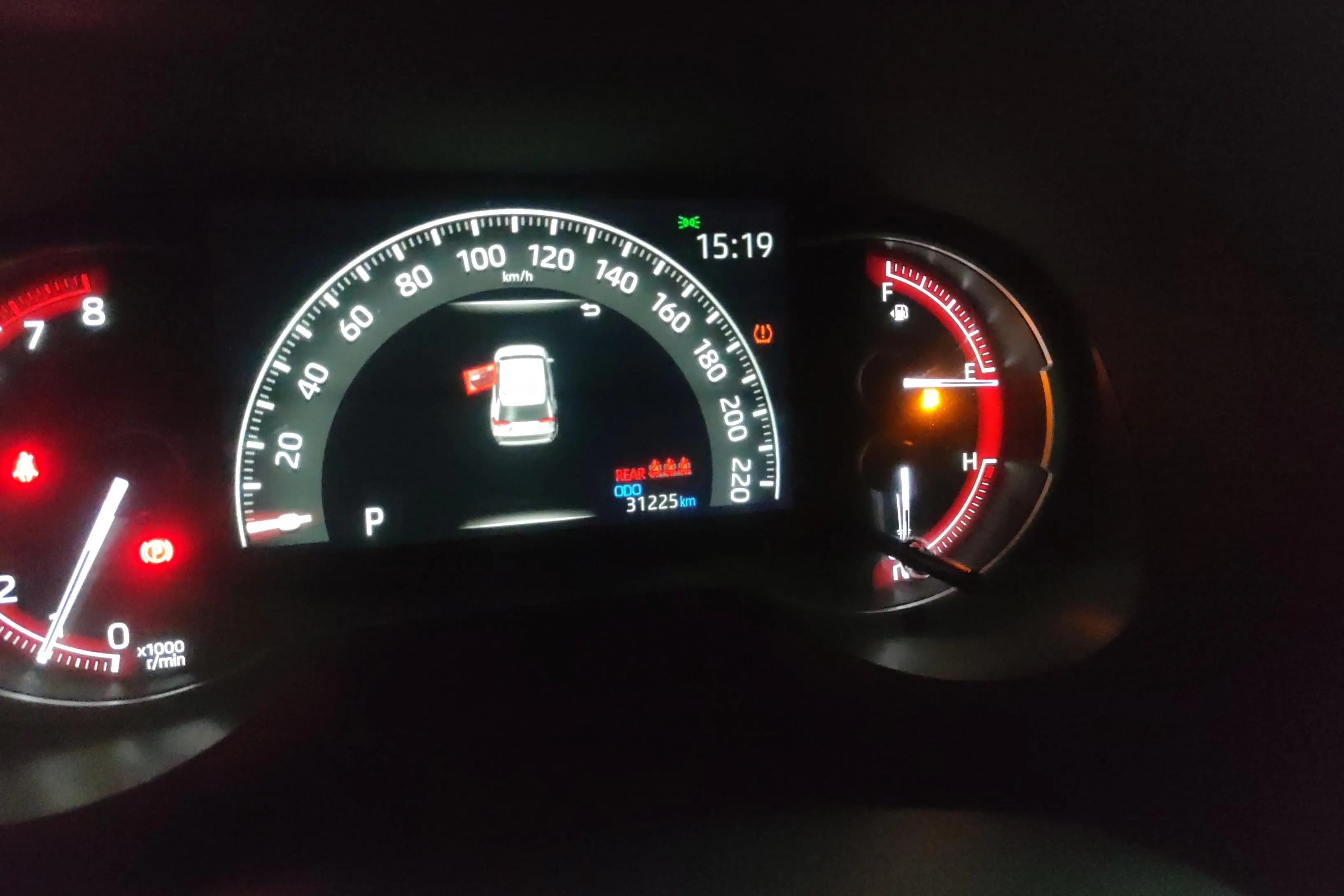 Toyota RAV4 2023 г. 31254 км. — фото 11