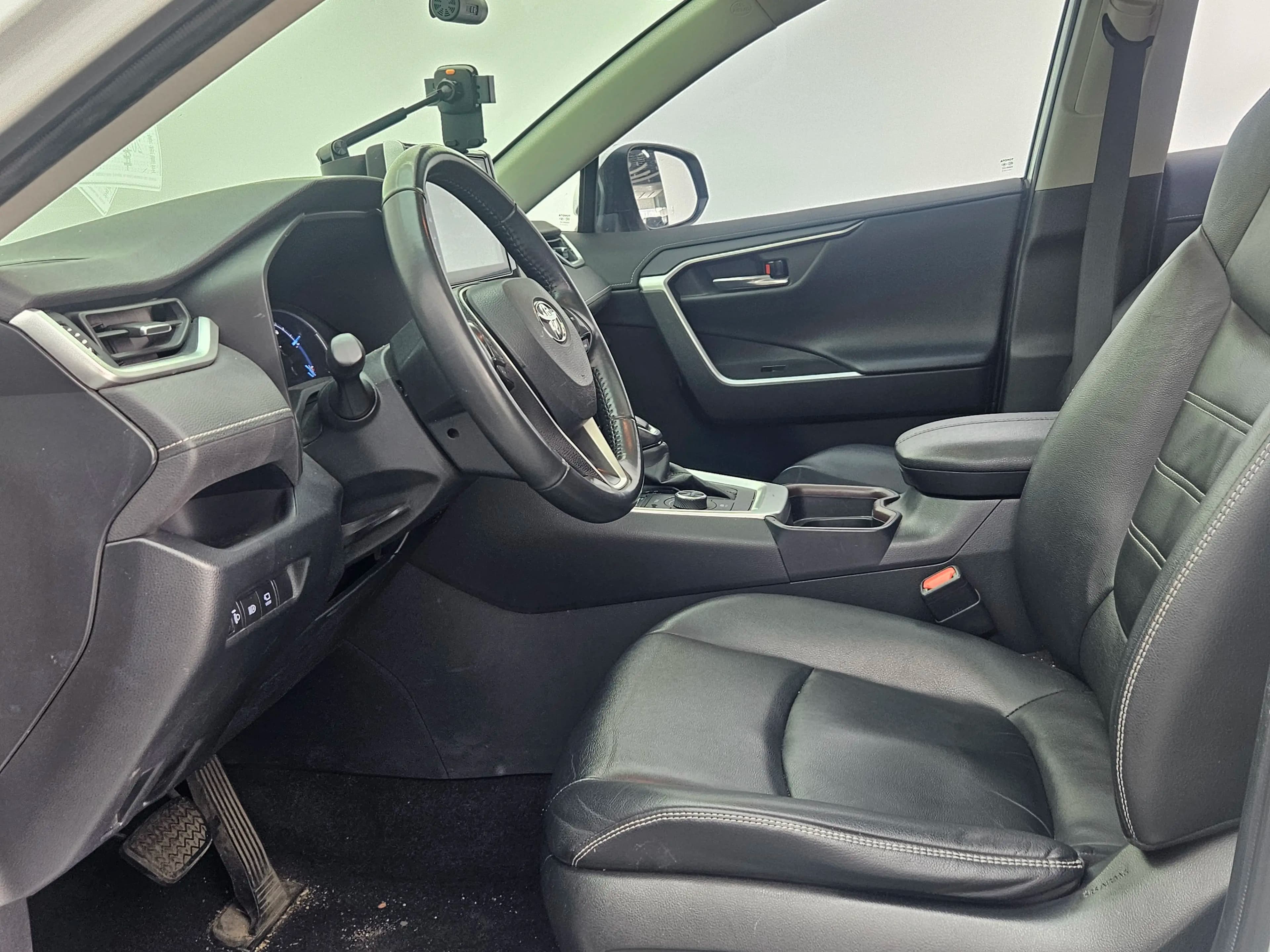 Toyota RAV4 2021 г. 83055 км. — фото 5