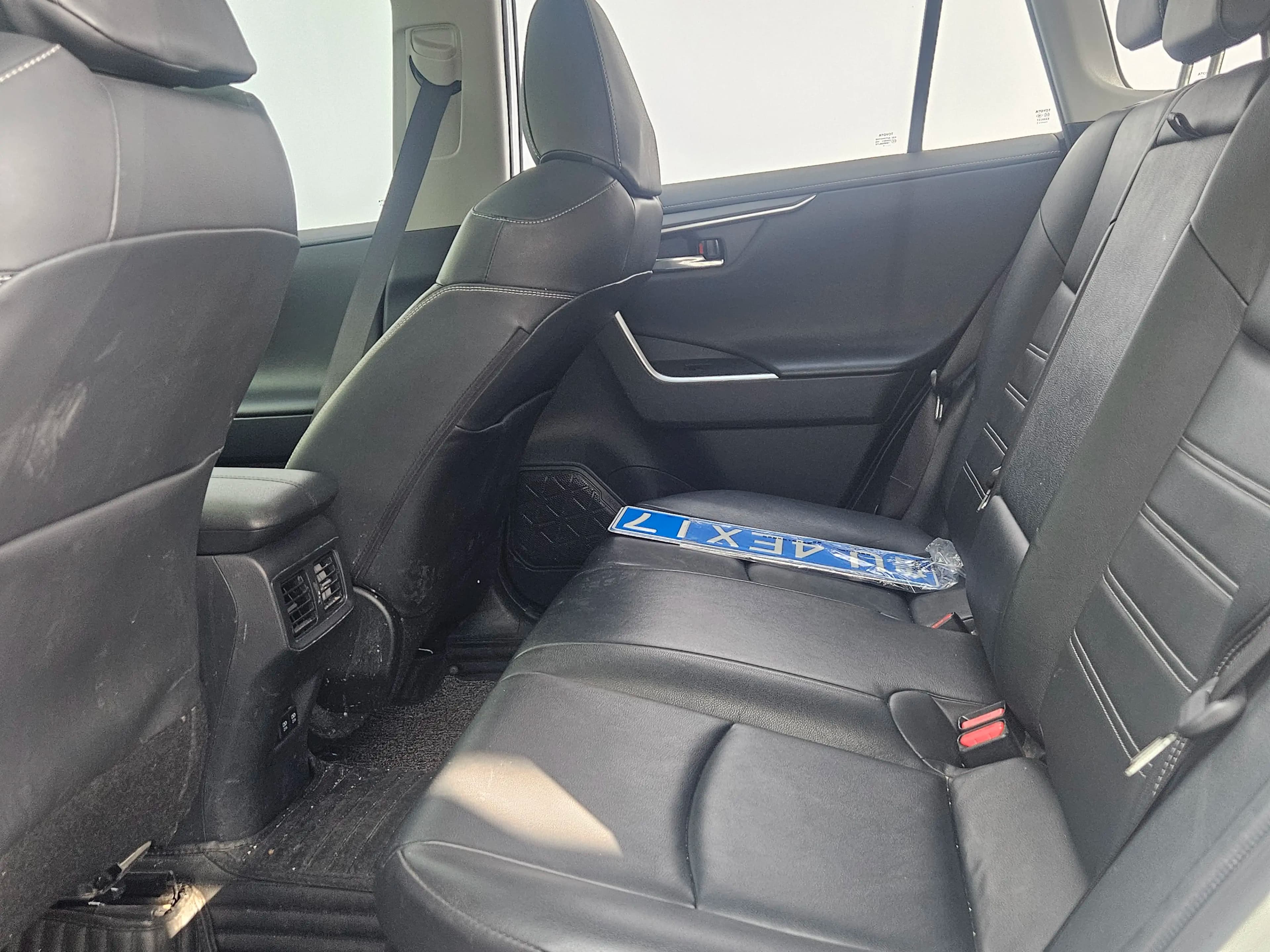 Toyota RAV4 2021 г. 83055 км. — фото 6