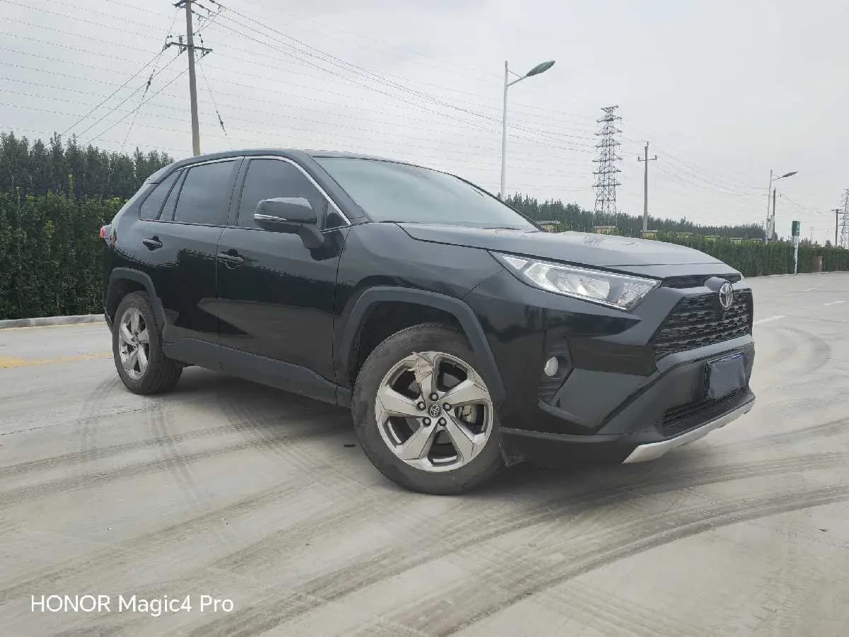 Toyota RAV4 2023 г. 16056 км. — фото 3