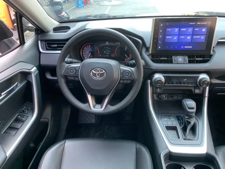 Toyota RAV4 2022 г. 48057 км. — фото 11