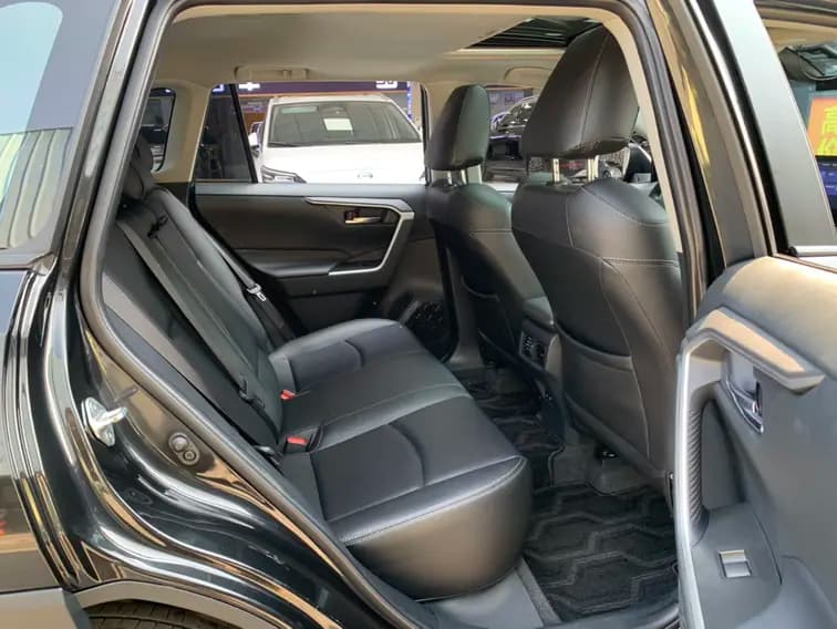 Toyota RAV4 2022 г. 48057 км. — фото 15