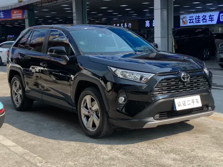 Toyota RAV4 2022 г. 48057 км. — фото 3