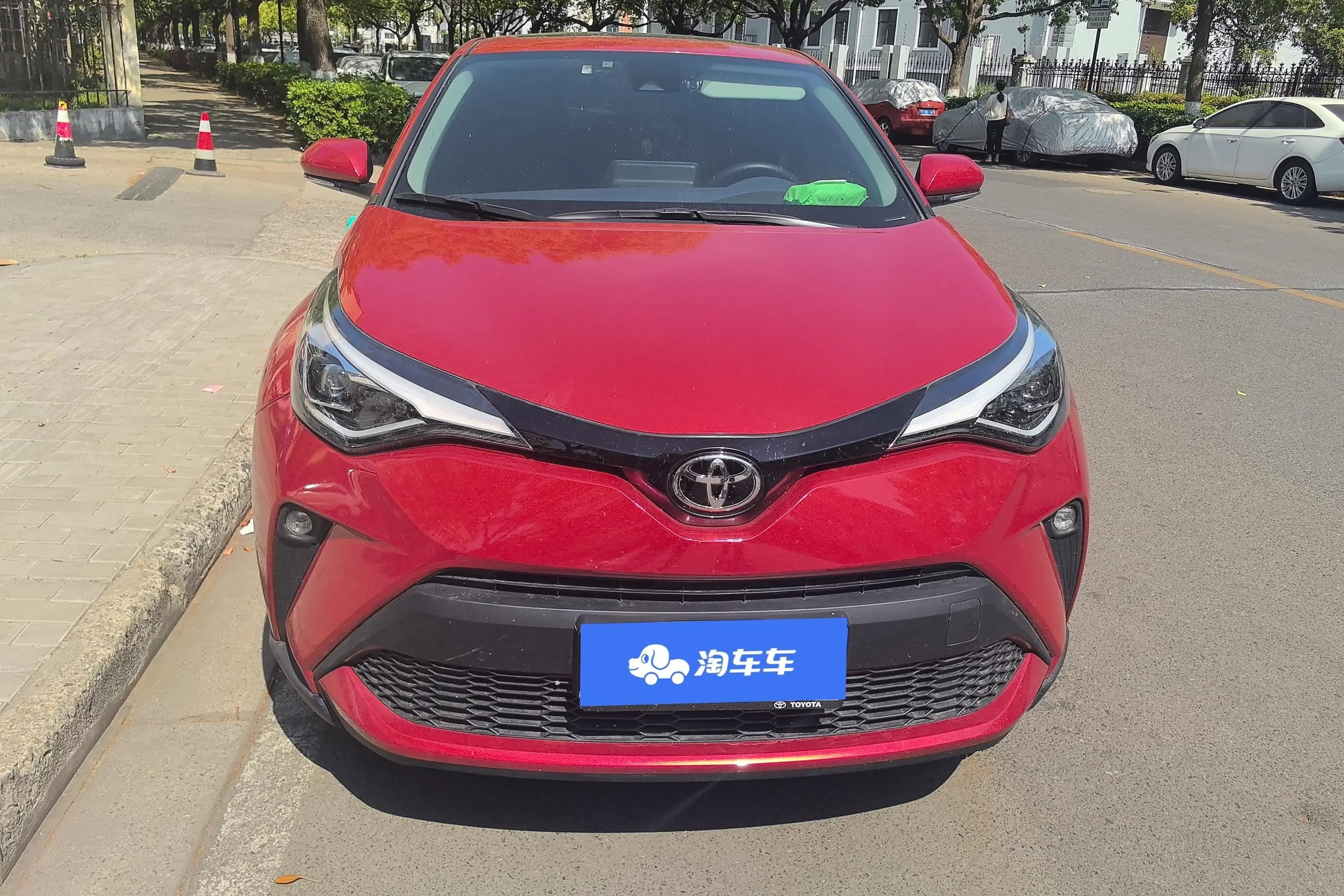 Toyota C-HR 2022 г. 13560 км. — фото 2