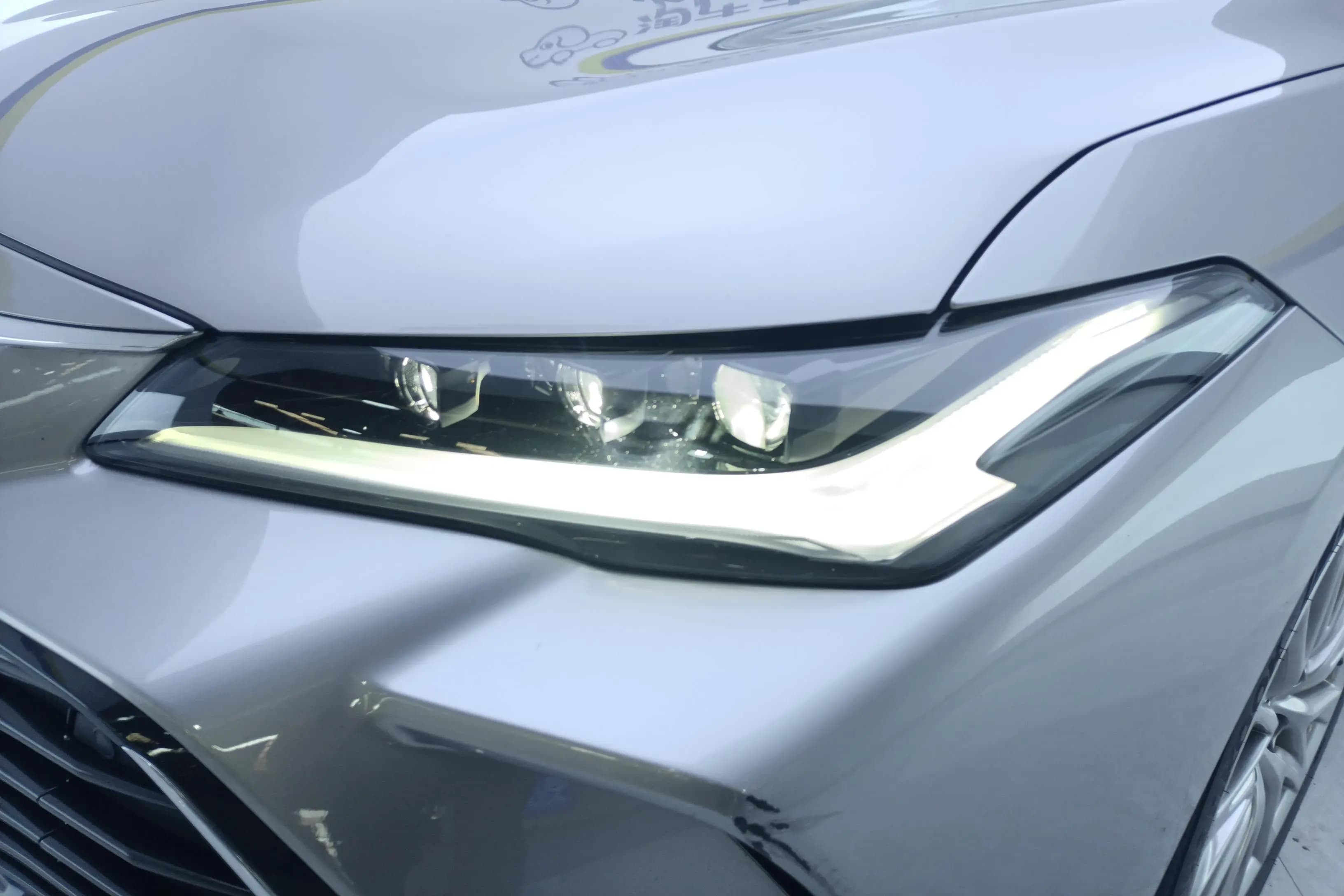 Toyota Avalon 2022 г. 33990 км. — фото 3