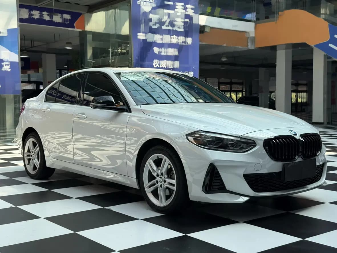 BMW 1 Series 2023 г. 33140 км. — фото 3