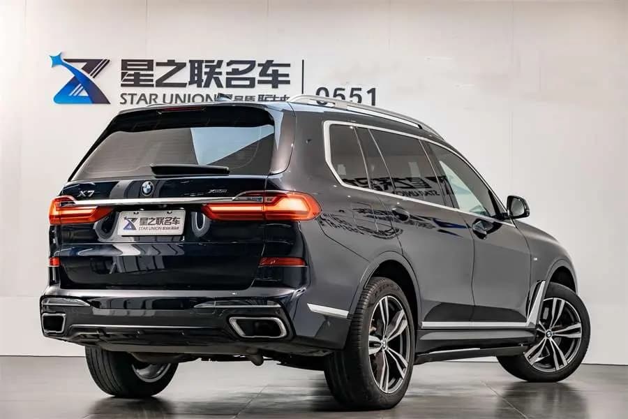BMW X7 2021 г. 55114 км. — фото 2