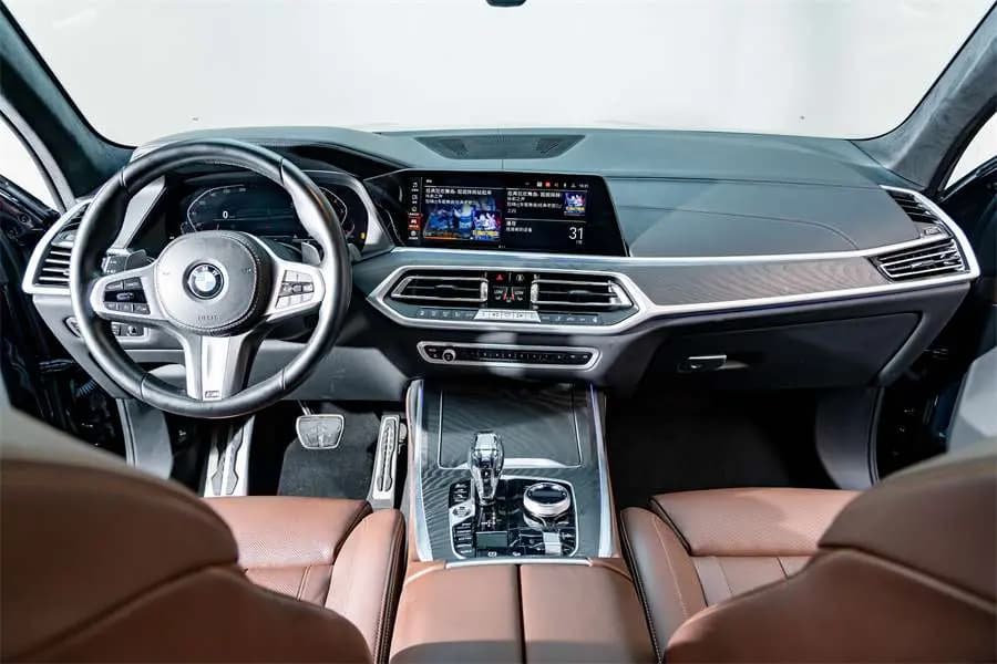 BMW X7 2021 г. 55114 км. — фото 10