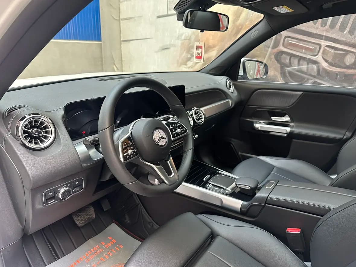 Mercedes-Benz GLB 2022 г. 80056 км. — фото 9