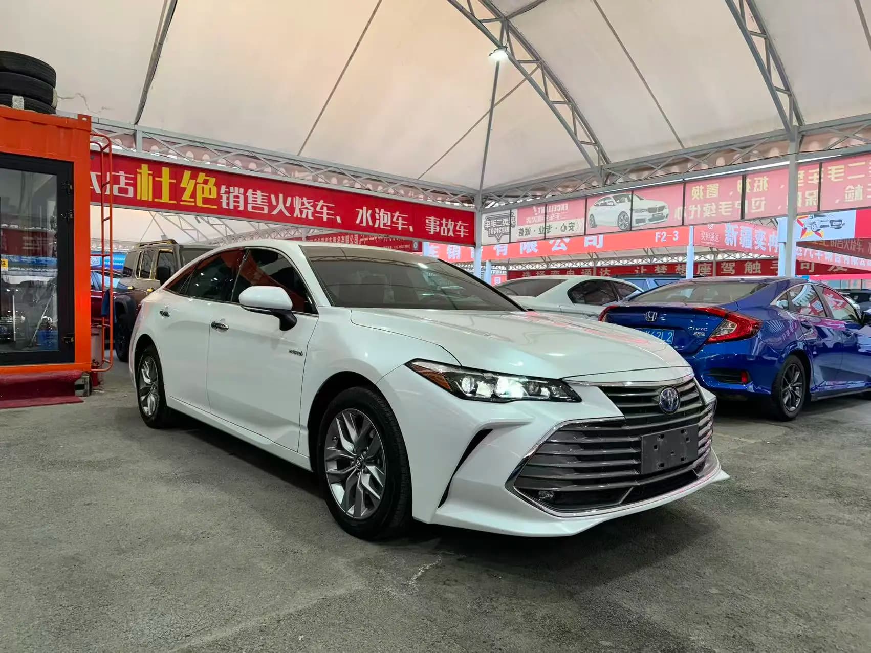 Toyota Avalon 2021 г. 46094 км. — фото 3