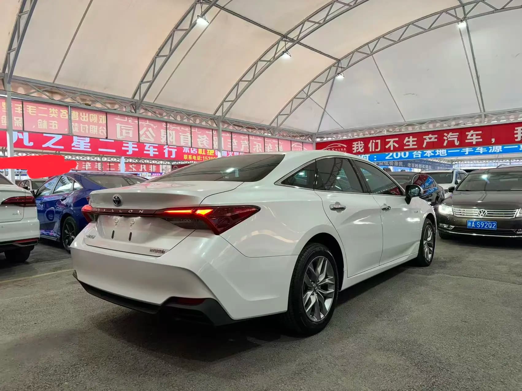 Toyota Avalon 2021 г. 46094 км. — фото 5