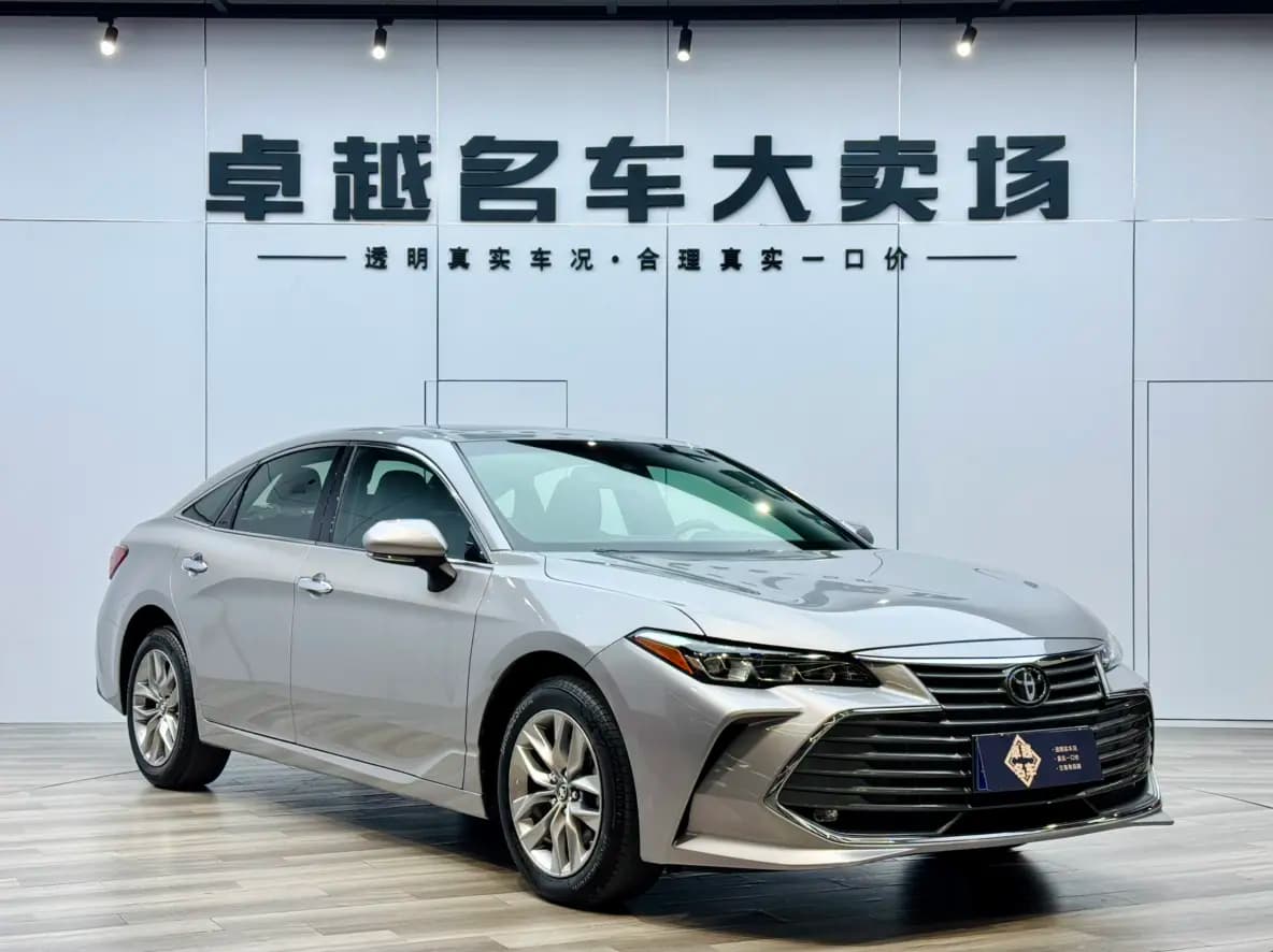 Toyota Avalon 2021 г. 82096 км. — фото 3