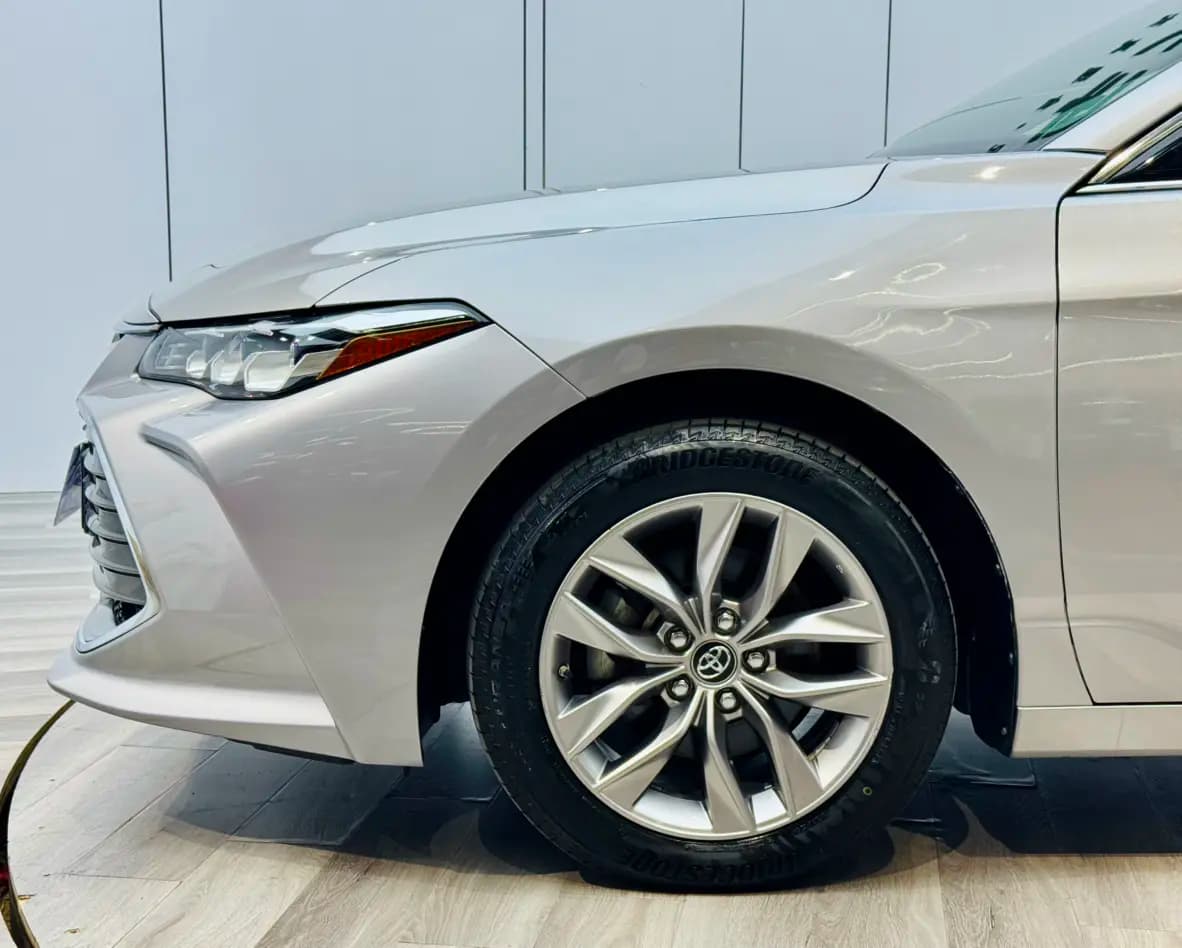 Toyota Avalon 2021 г. 82096 км. — фото 10
