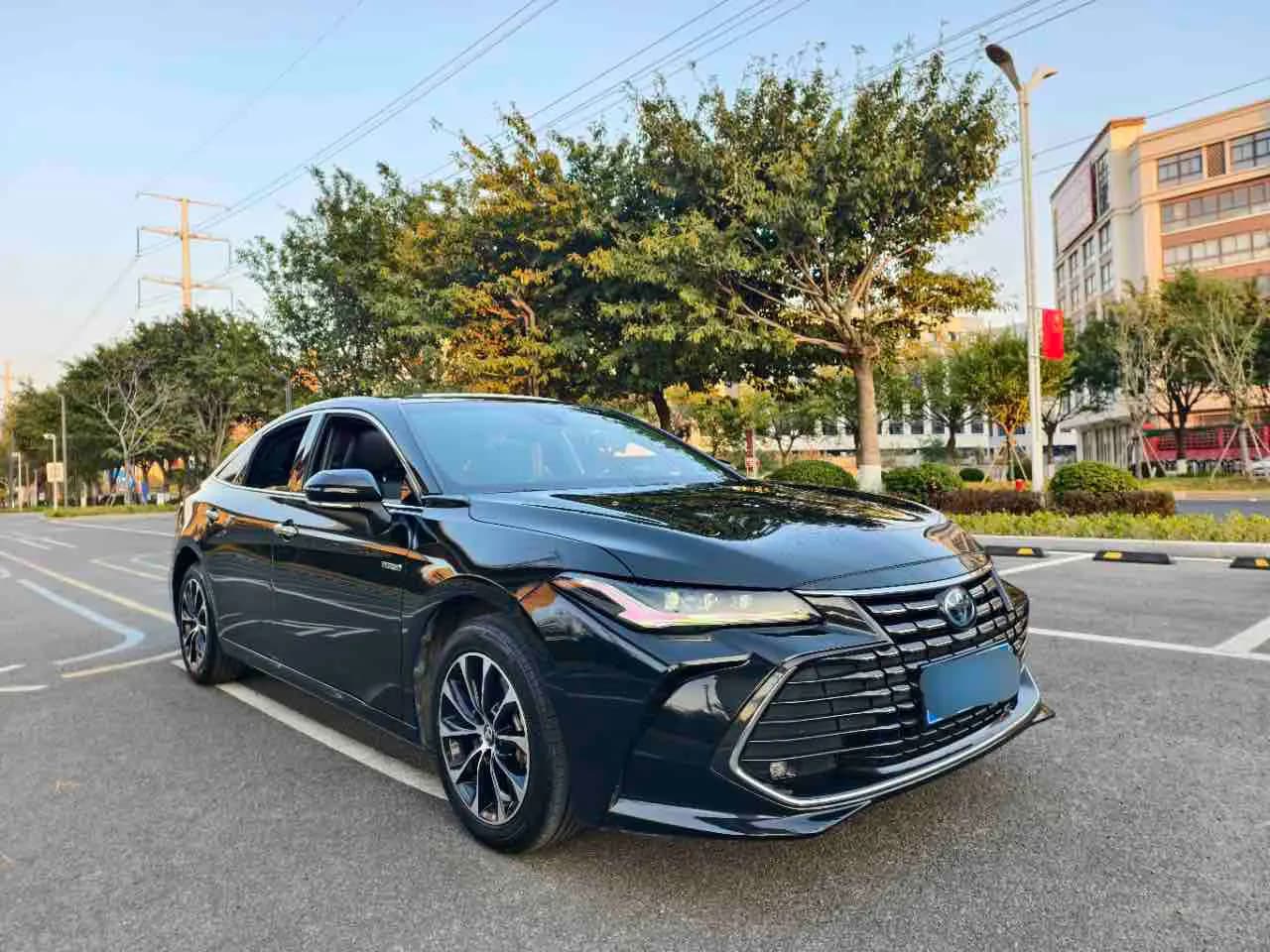 Toyota Avalon 2022 г. 54097 км. — фото 3
