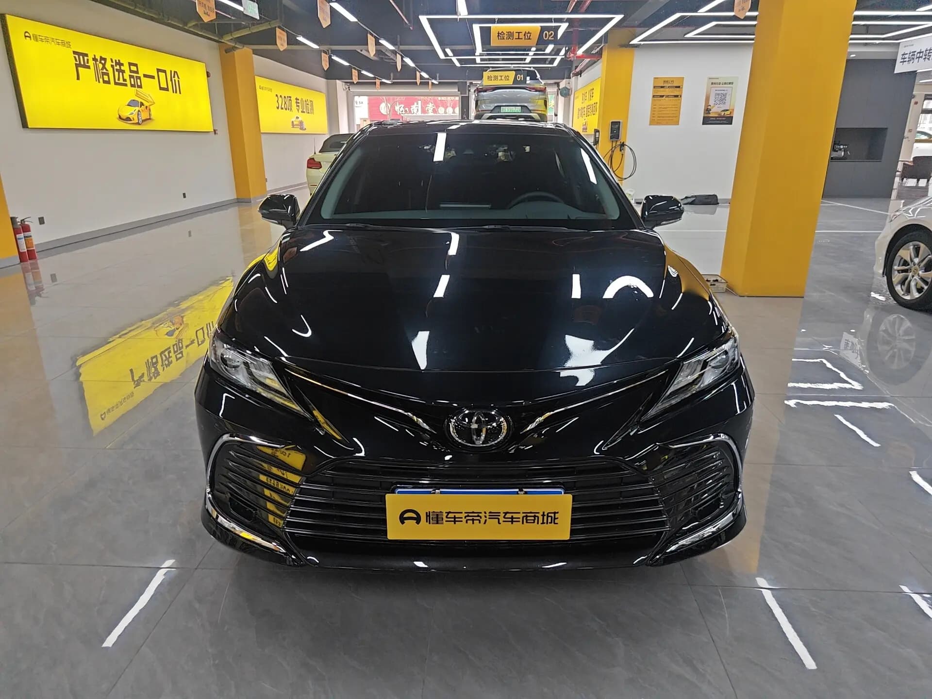 Toyota Camry 2022 г. 14965 км. — фото 2