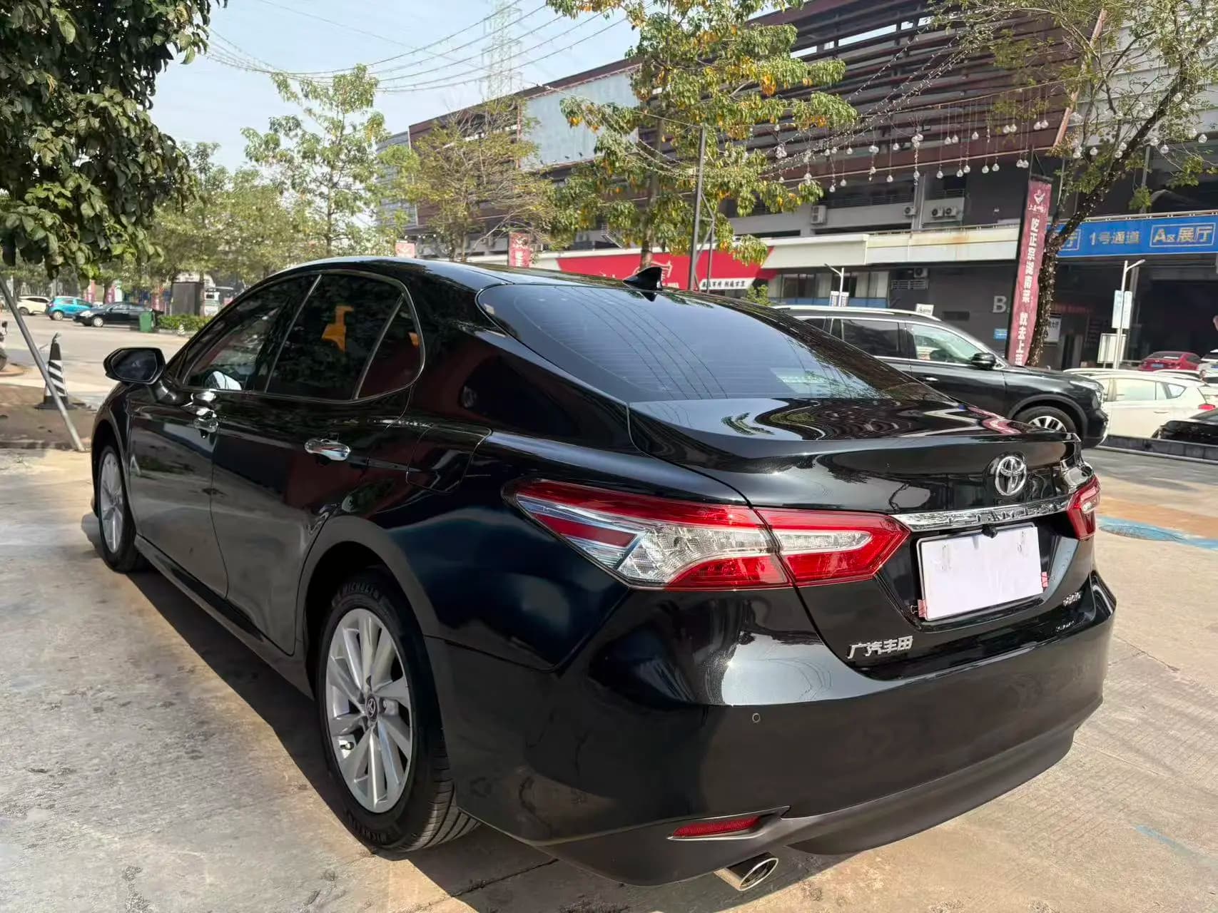 Toyota Camry 2021 г. 100066 км. — фото 4